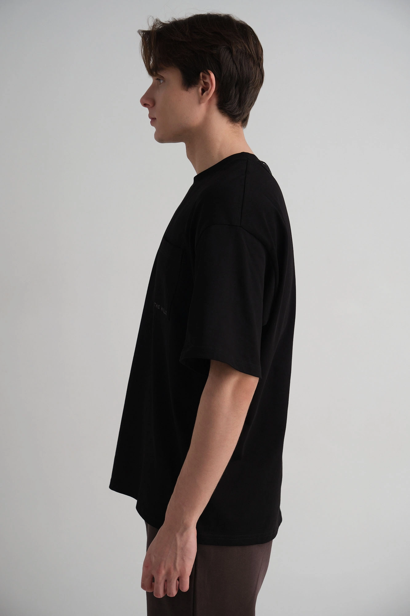 M-242-P-22-0018 Футболка The Hills Черный