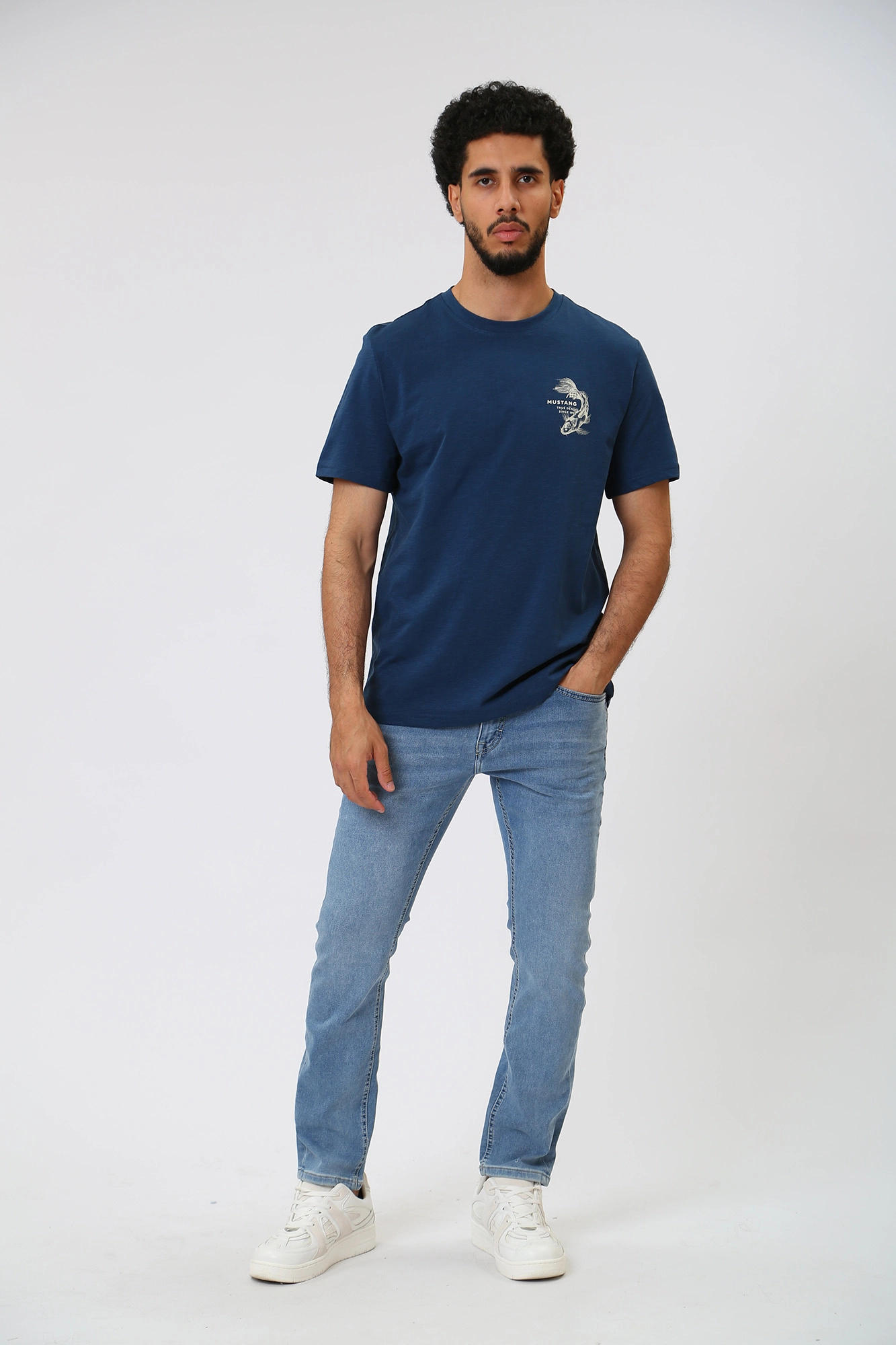 1013825 Футболка Mustang Синий