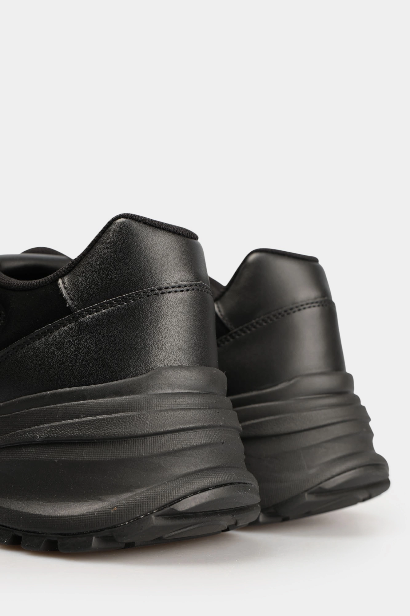 YM0YM01379 Кроссовки Calvin Klein Jeans Черный