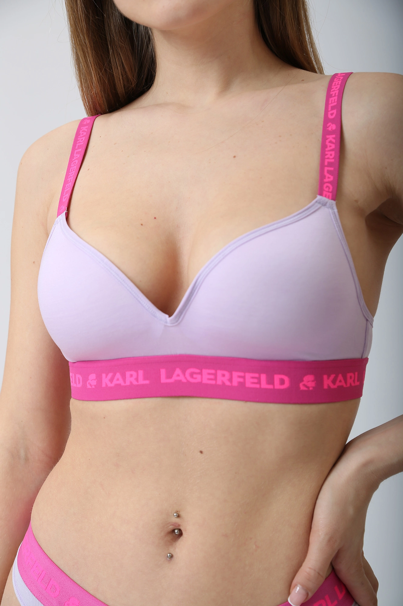 230W2108 топ karl lagerfeld 