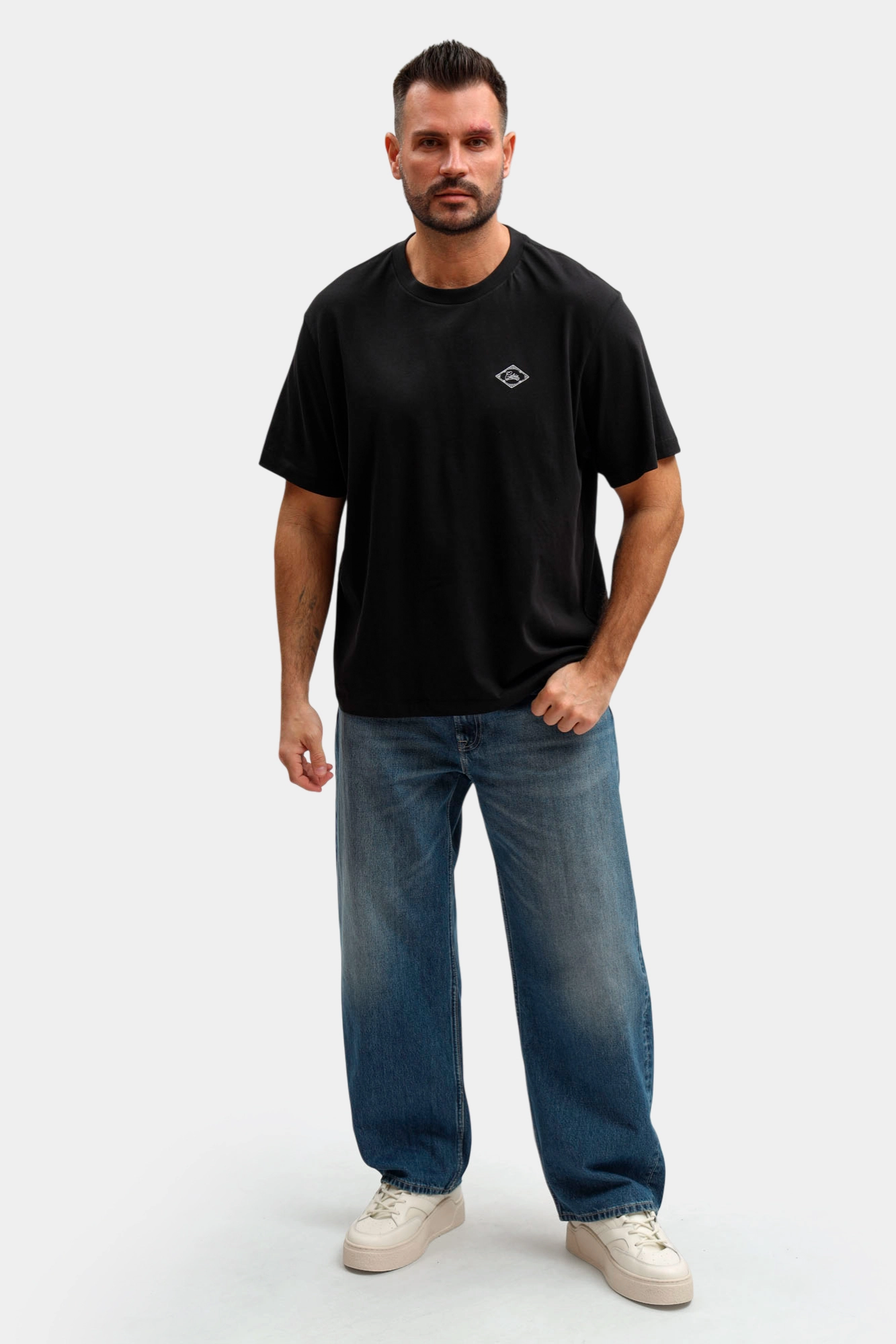 LV04RE802G Футболка Calvin Klein Jeans Черный