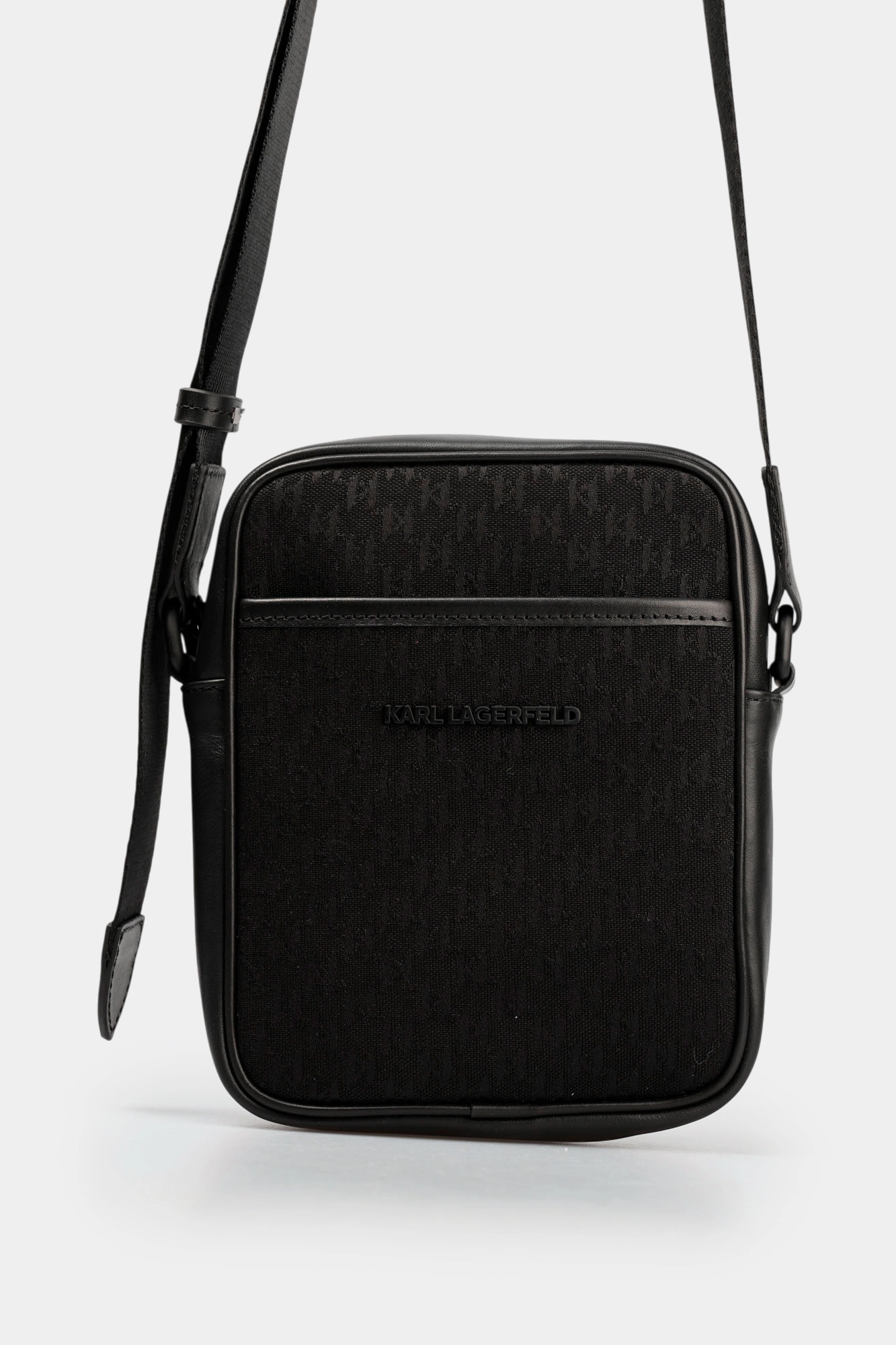 561115_805922 Сумка Karl Lagerfeld Черный
