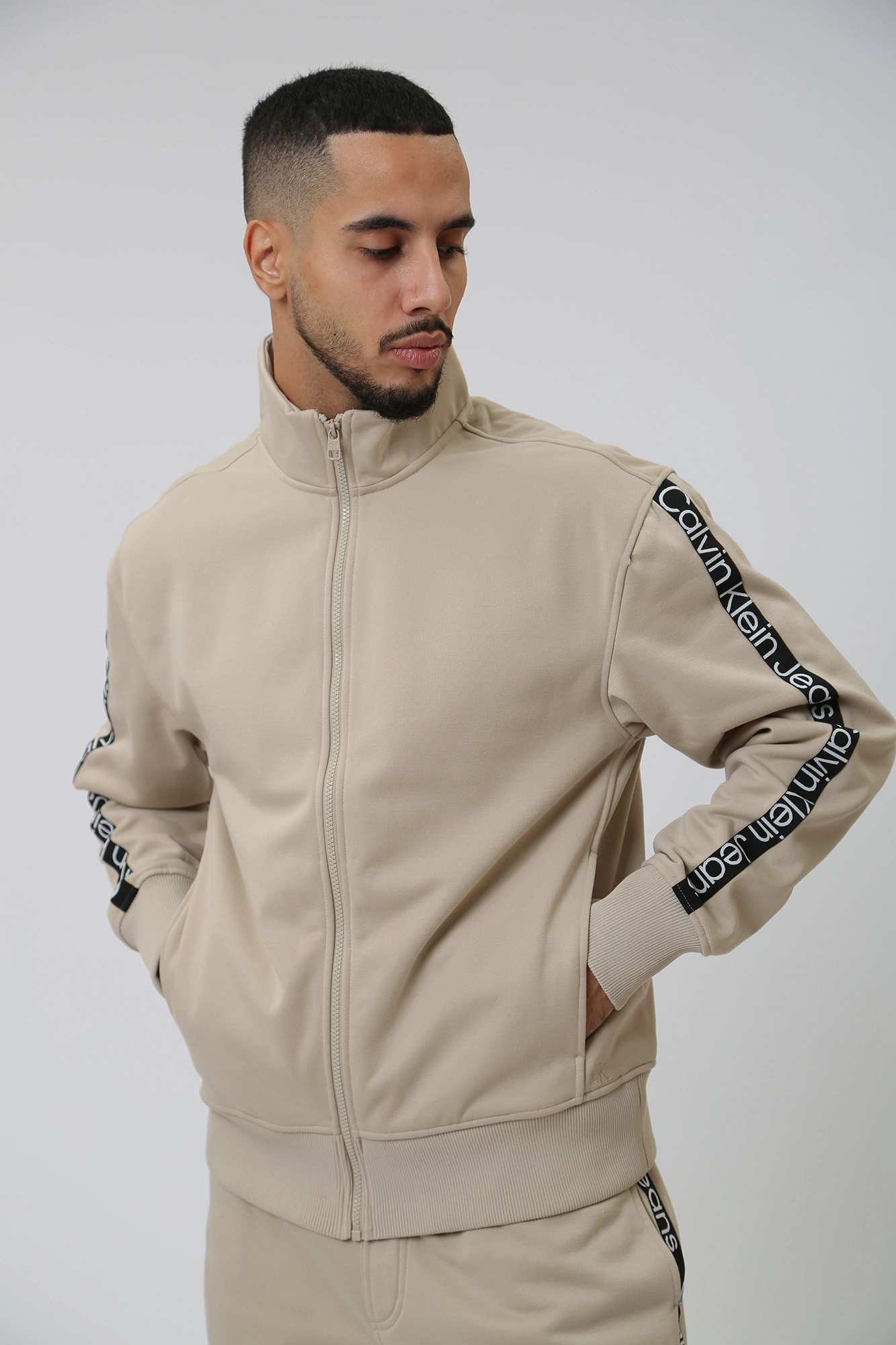 J30J324120 Толстовка Calvin Klein Jeans Серый