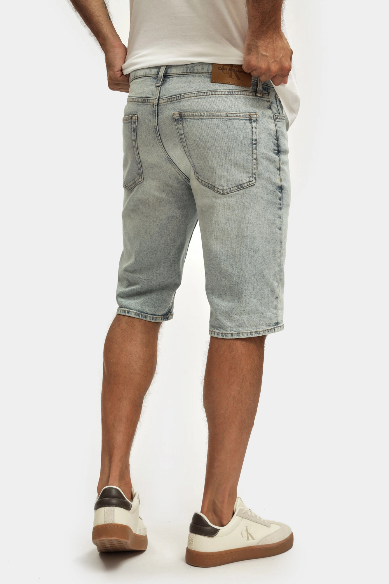 J30J327193 Шорты джинсовые Calvin Klein Jeans Белый
