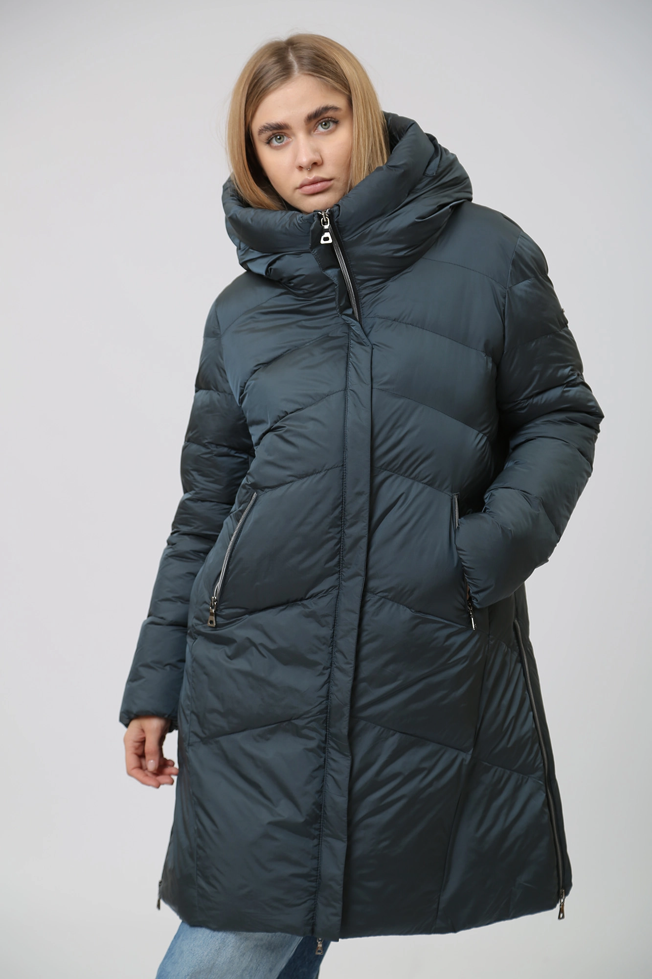 CR1811F23 пальто утеплённое marc cony 