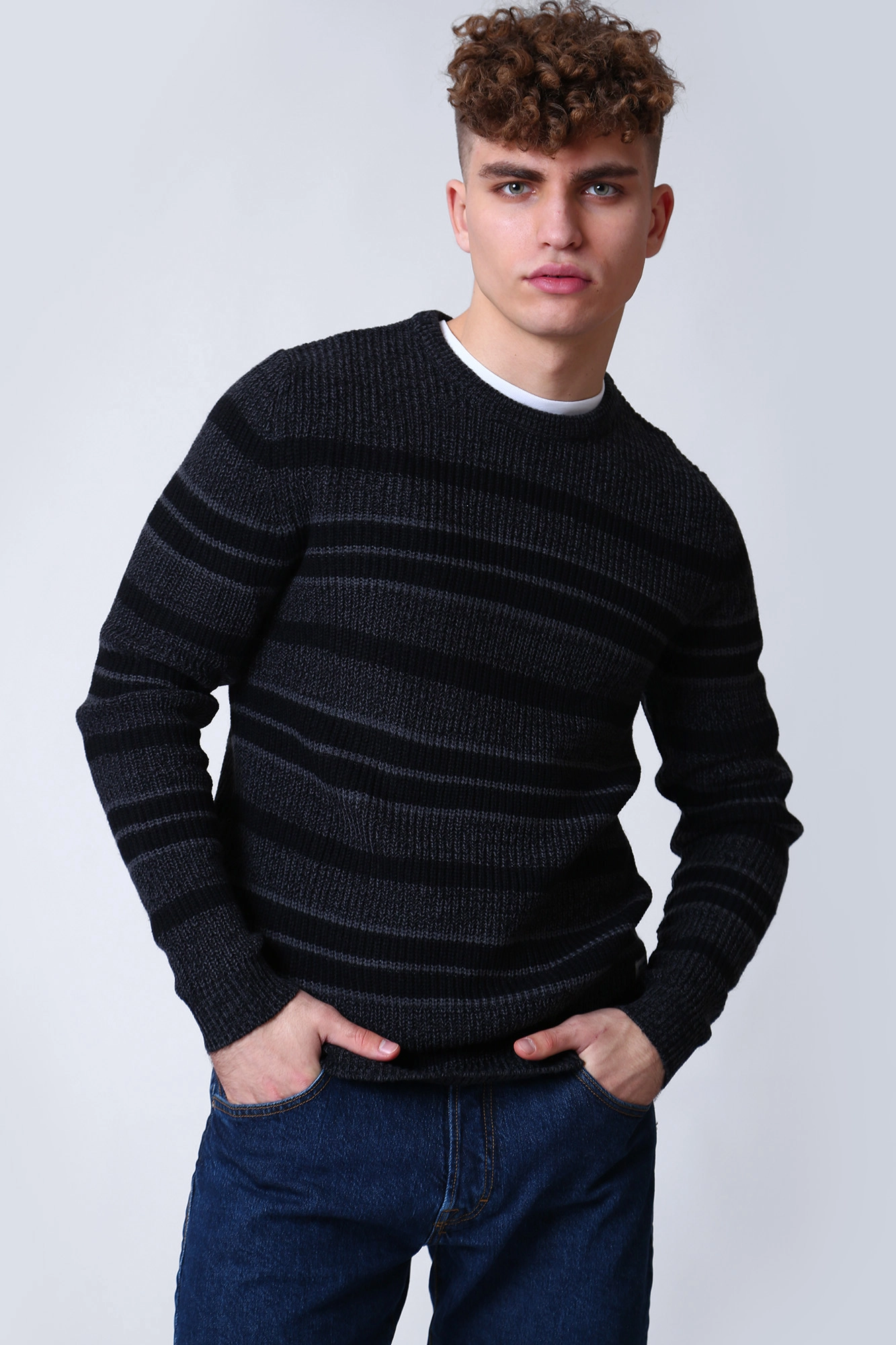 12217487 Джемпер Jack & Jones Серый