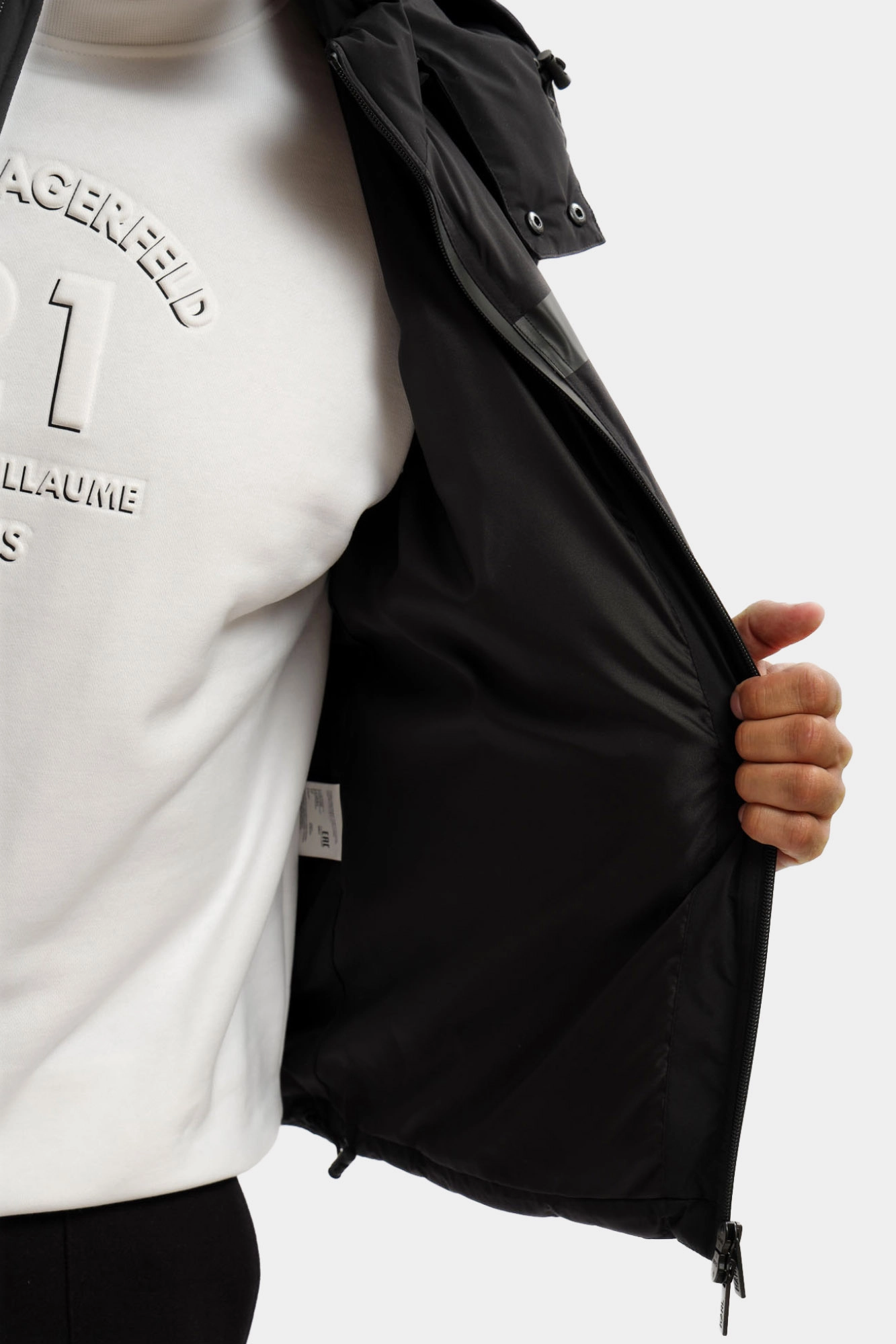 553583_505039 Жилет Karl Lagerfeld Черный