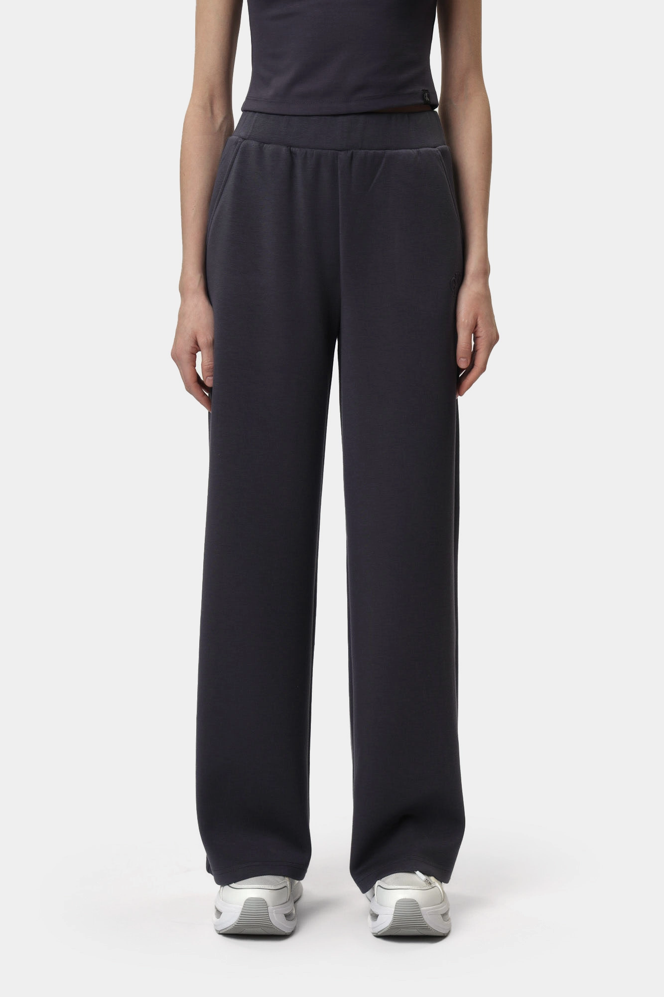 J20J225087 брюки спортивные calvin klein jeans 