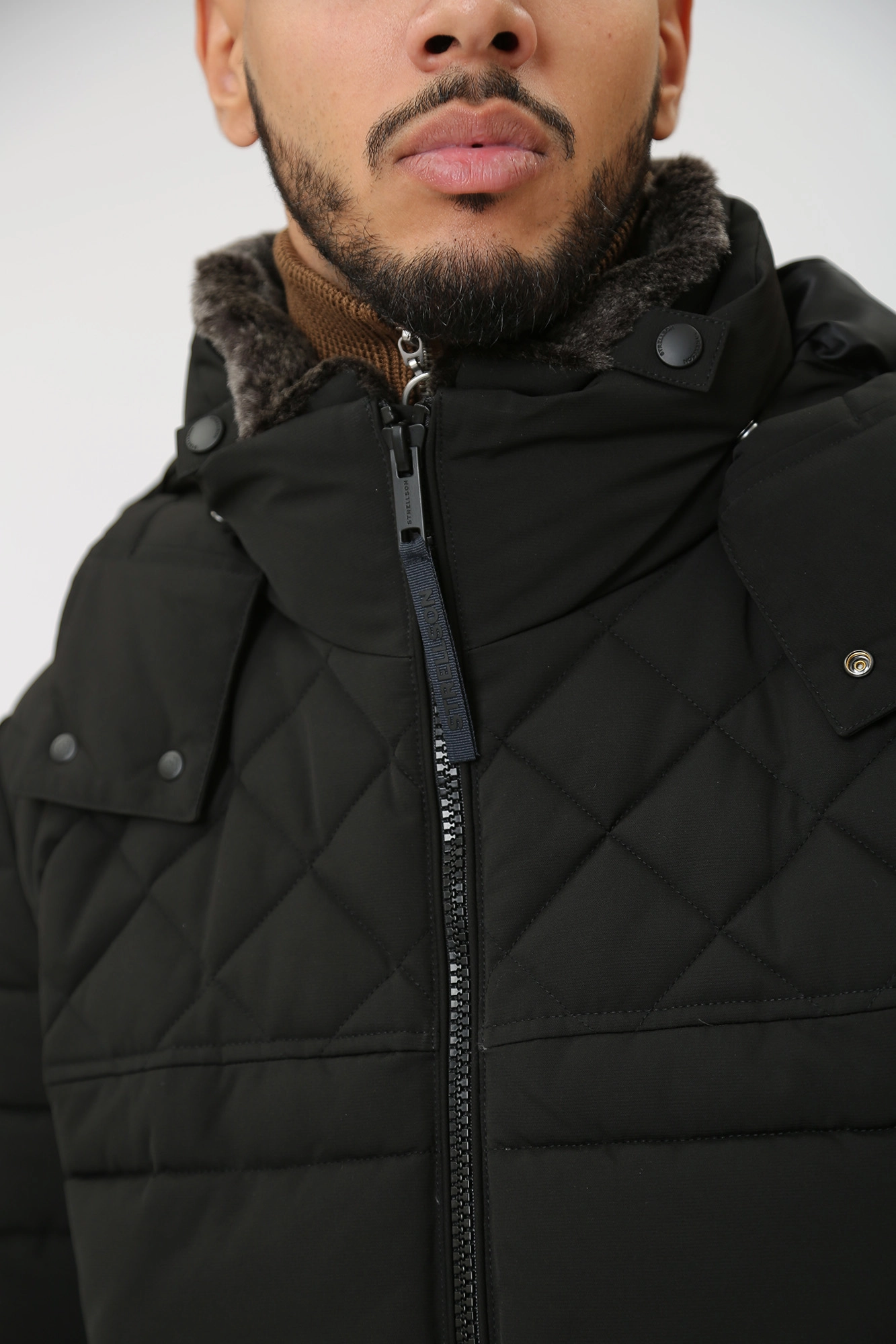 30039089_10014218 Куртка Strellson Черный