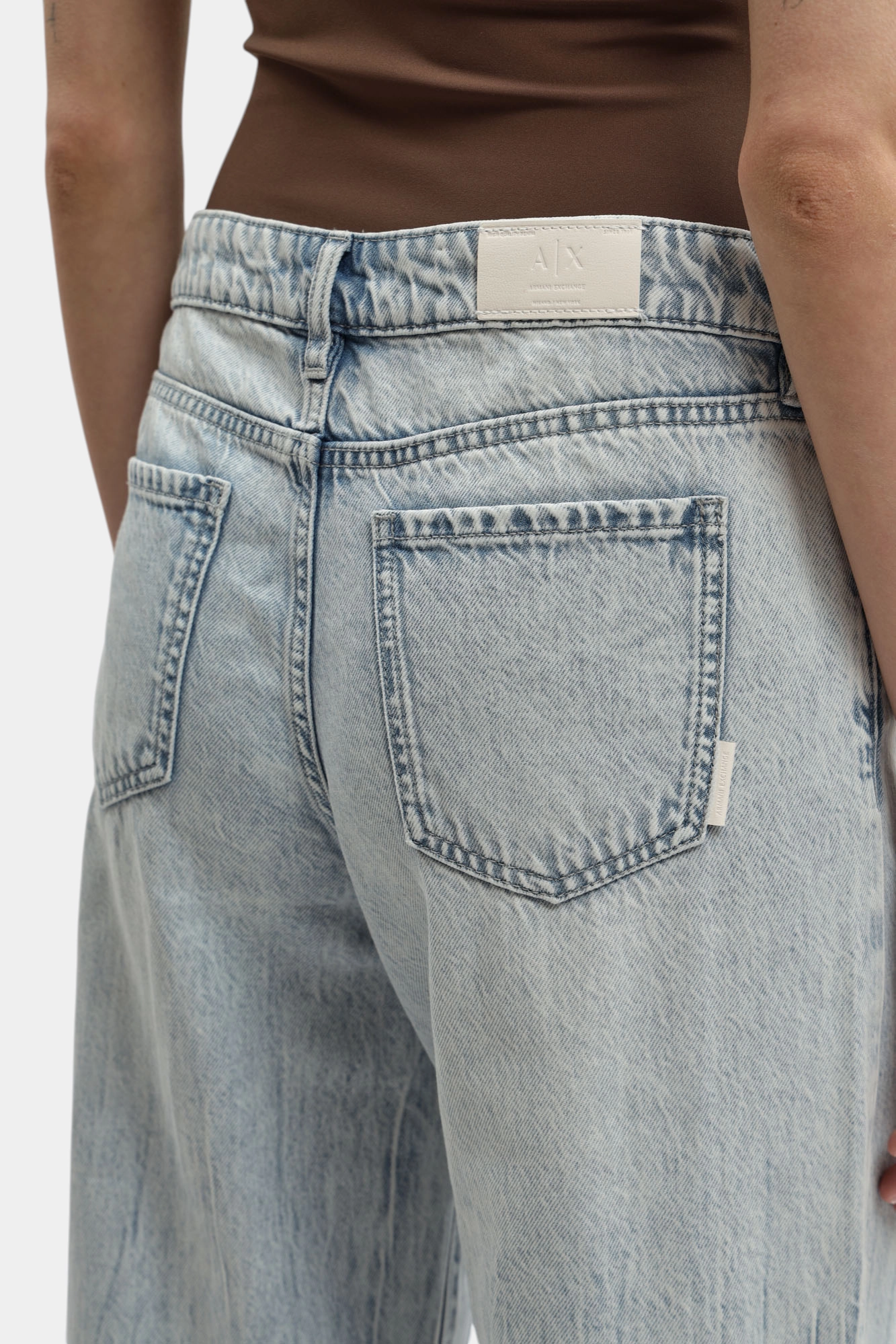 XW000056_AF21349 джинсы armani exchange 