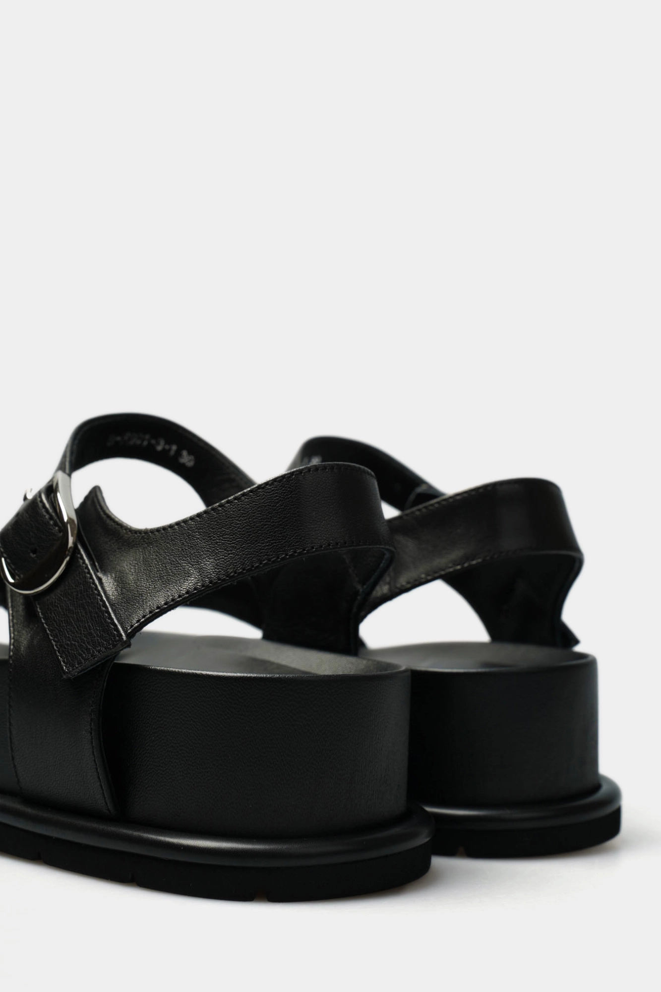 FS01-3 Сандалии Graciana Черный