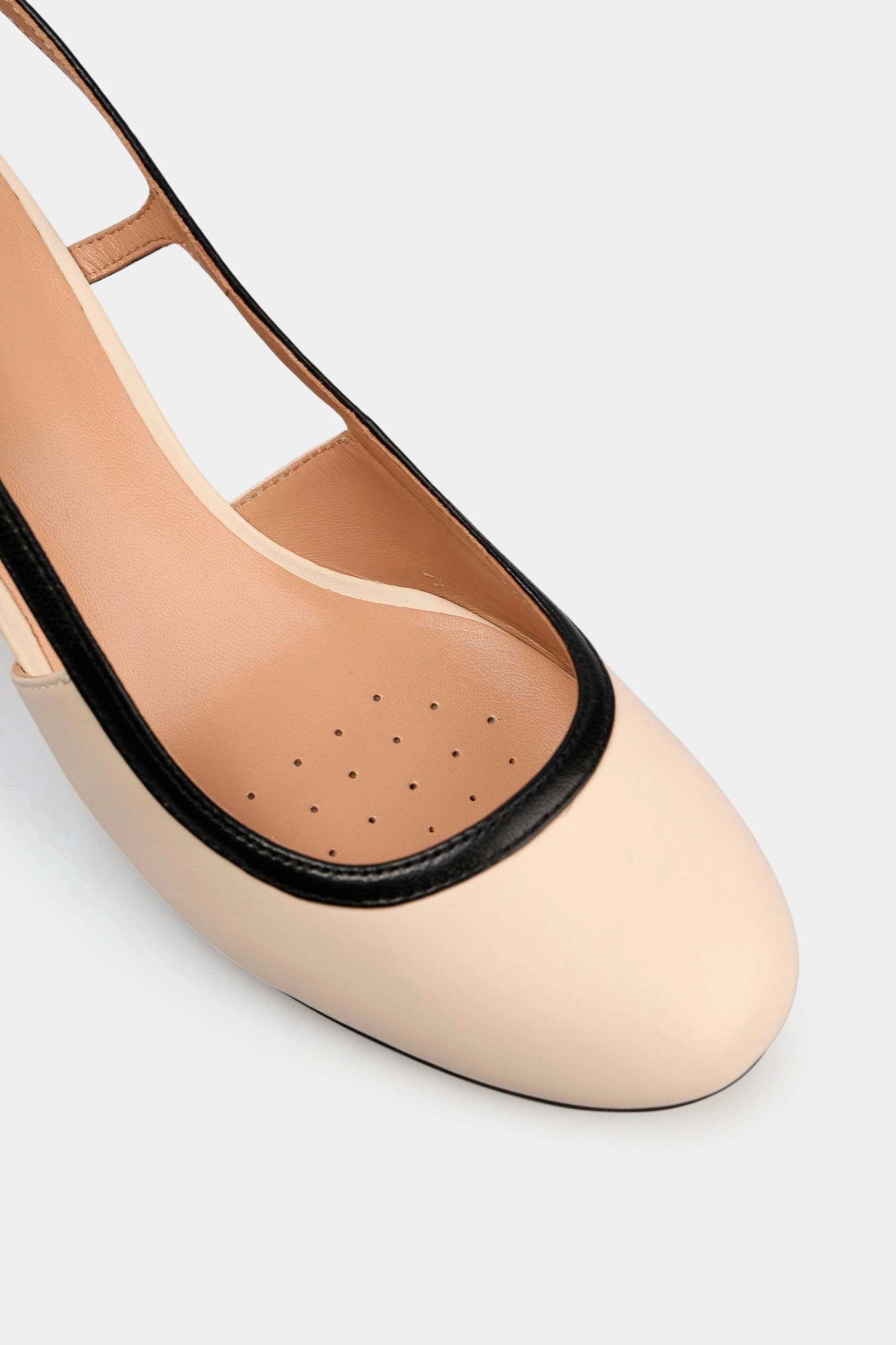 D65YYA000TUC Босоножки Geox Желтый