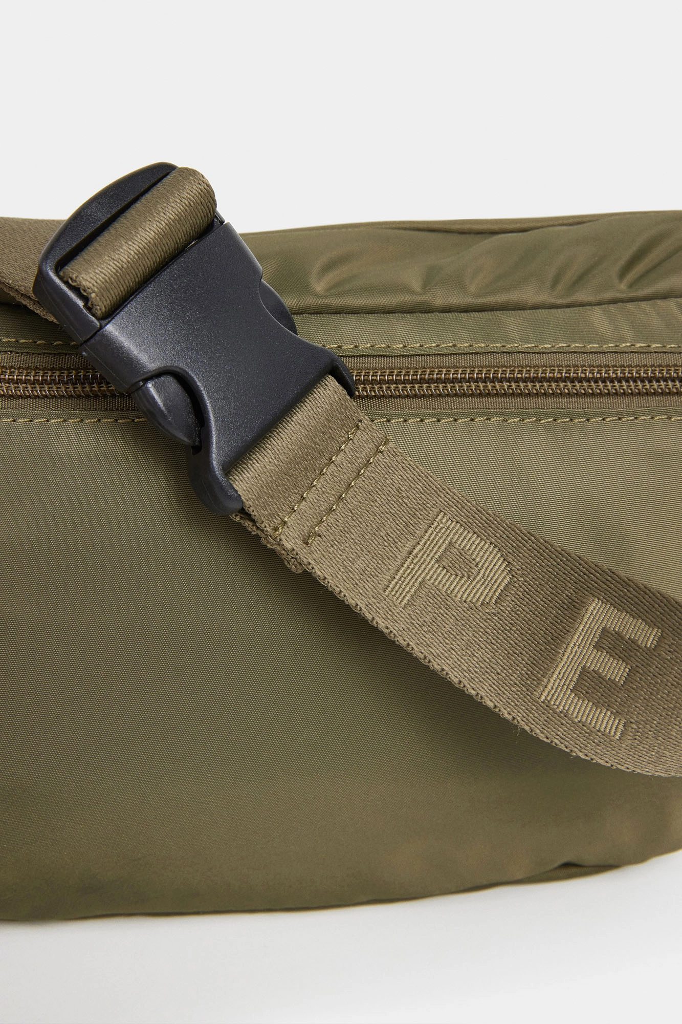 PM0300016 Сумка Pepe Jeans Зеленый