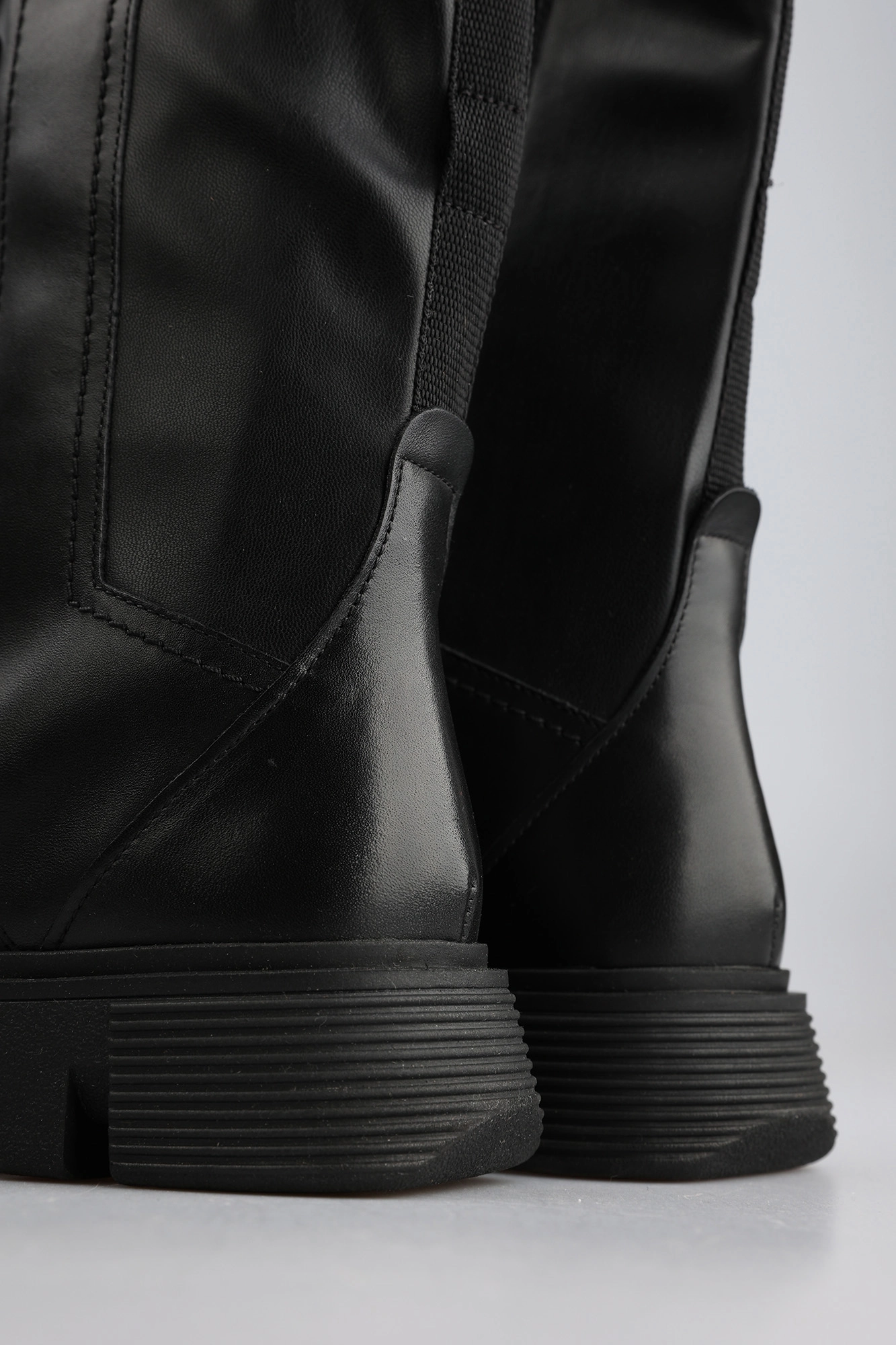 D26UAH085KBC9999 Ботинки Geox Черный