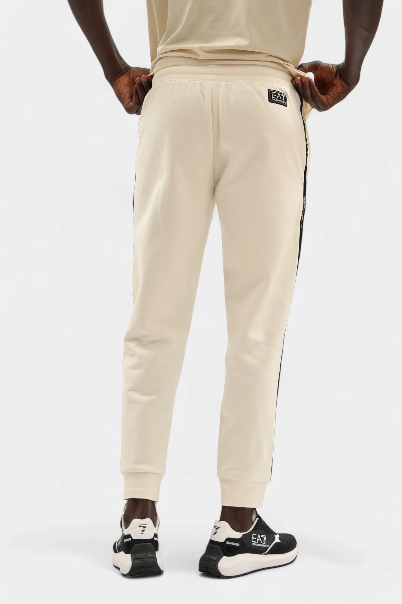 7M000974_AF10377 Брюки спортивные EA7 Бежевый