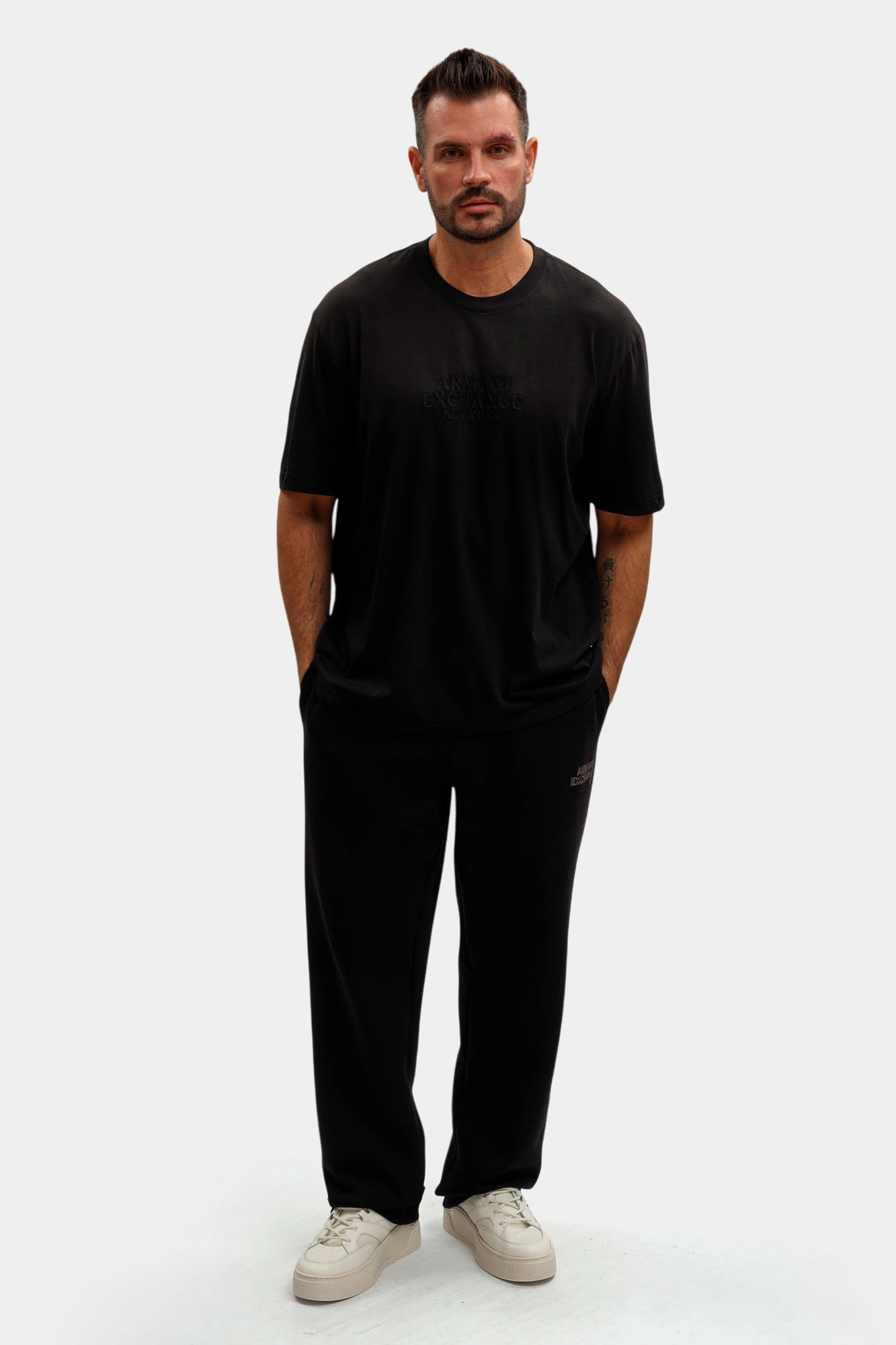 XM001786_AF13357 Футболка Armani Exchange Черный