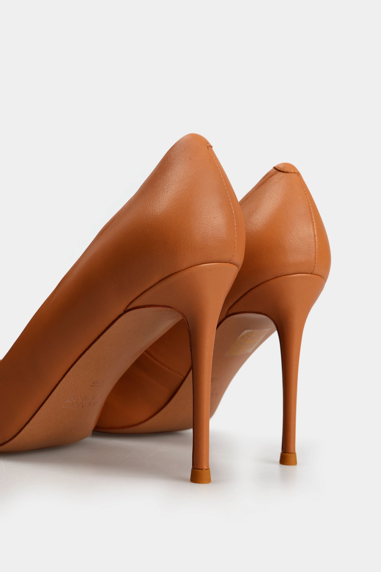 MCW034_01KK Туфли Marc Cony Бежевый