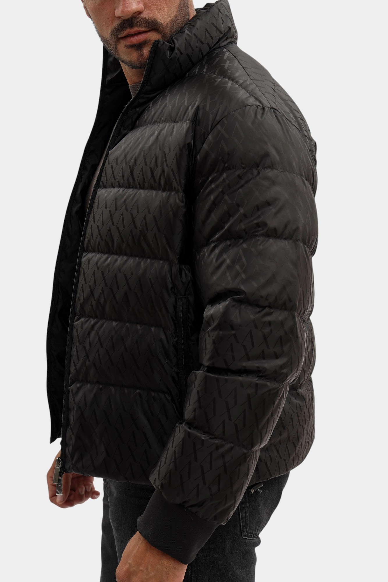 XM001580_AF16628 Куртка пуховая Armani Exchange Черный