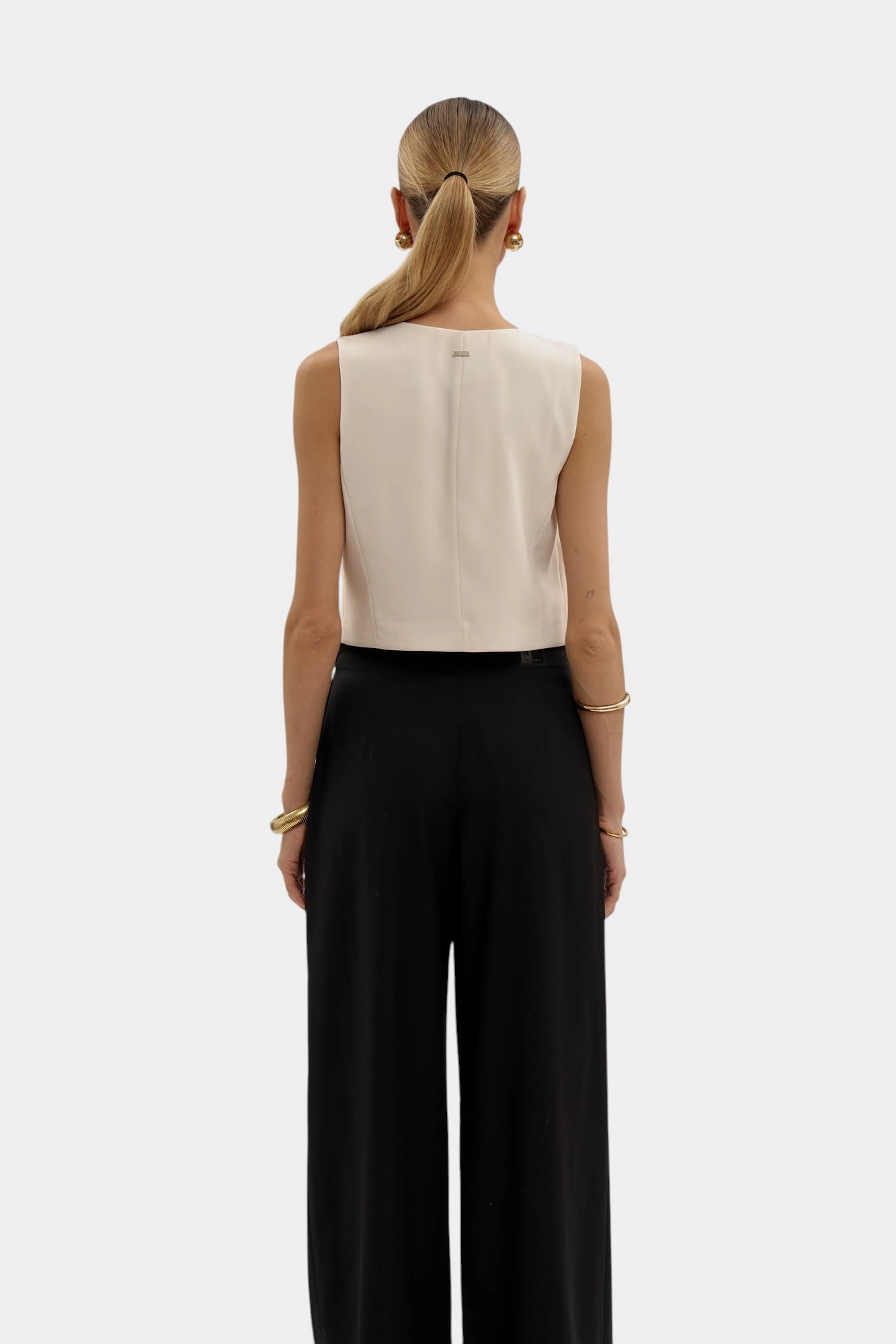 XW001279_AF16148 жилет armani exchange