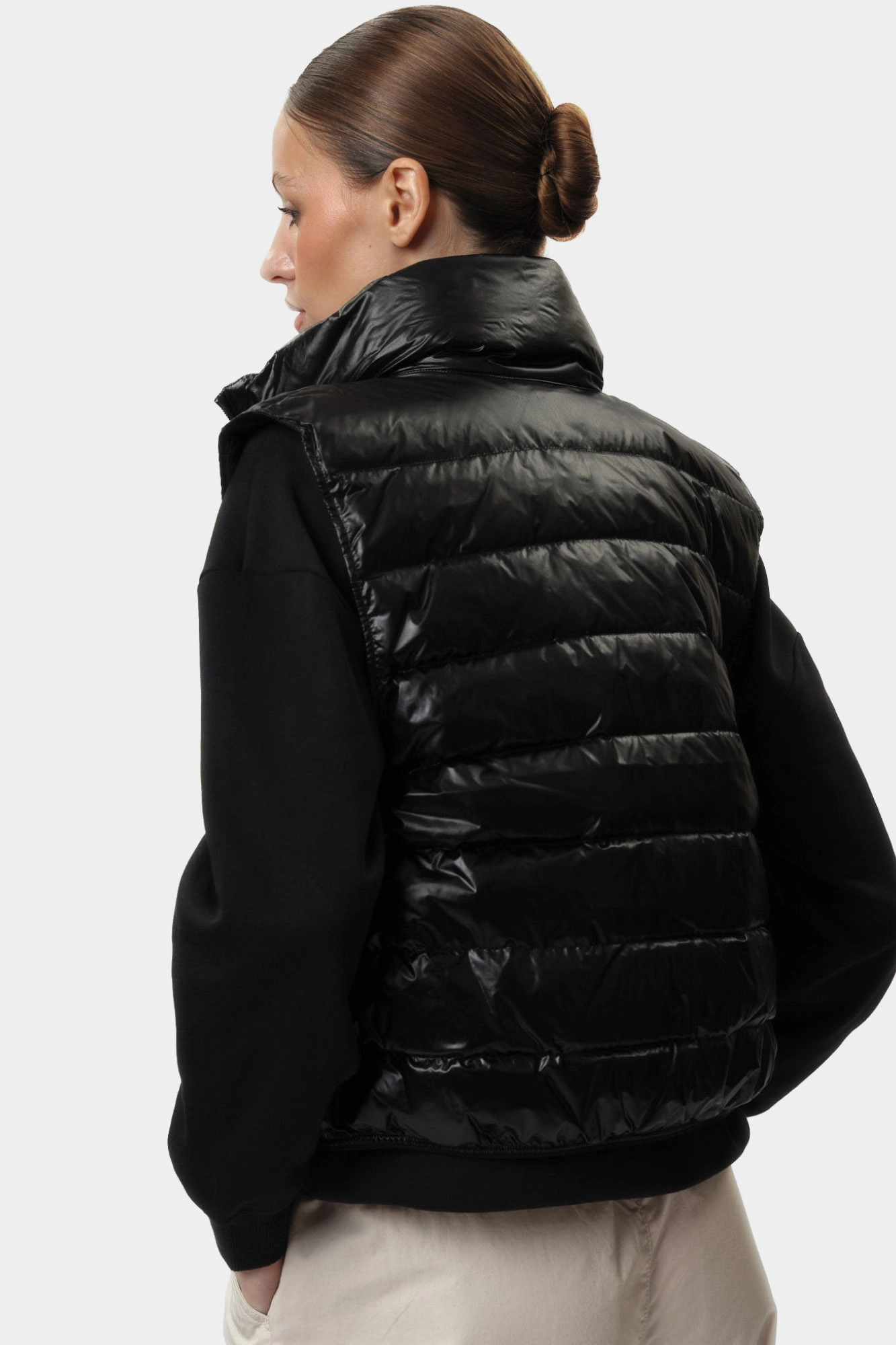 J20J224711 жилет calvin klein jeans 