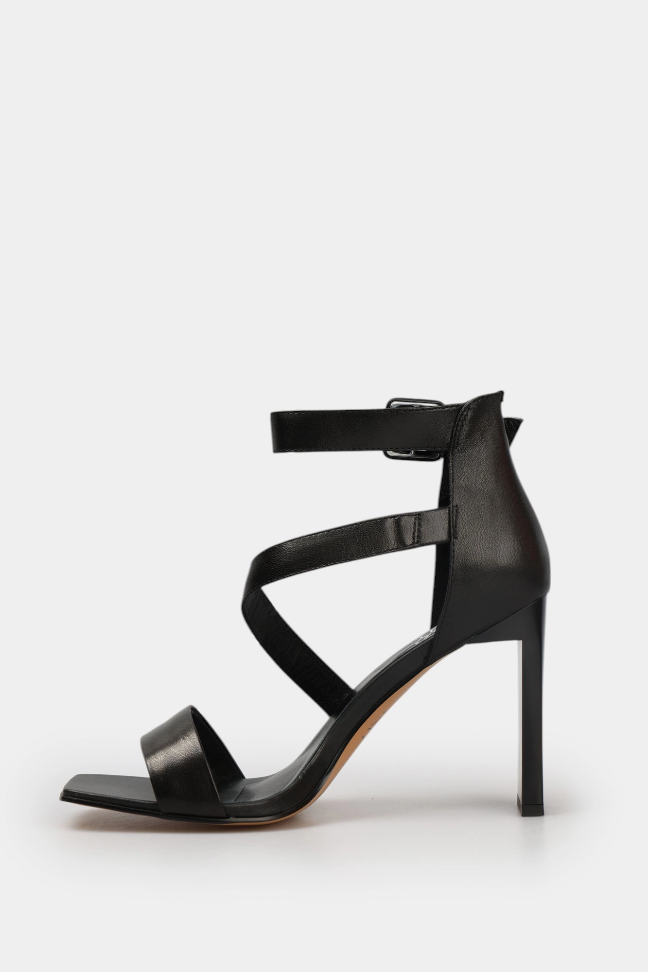 MC20868 Босоножки Marc Cony Черный