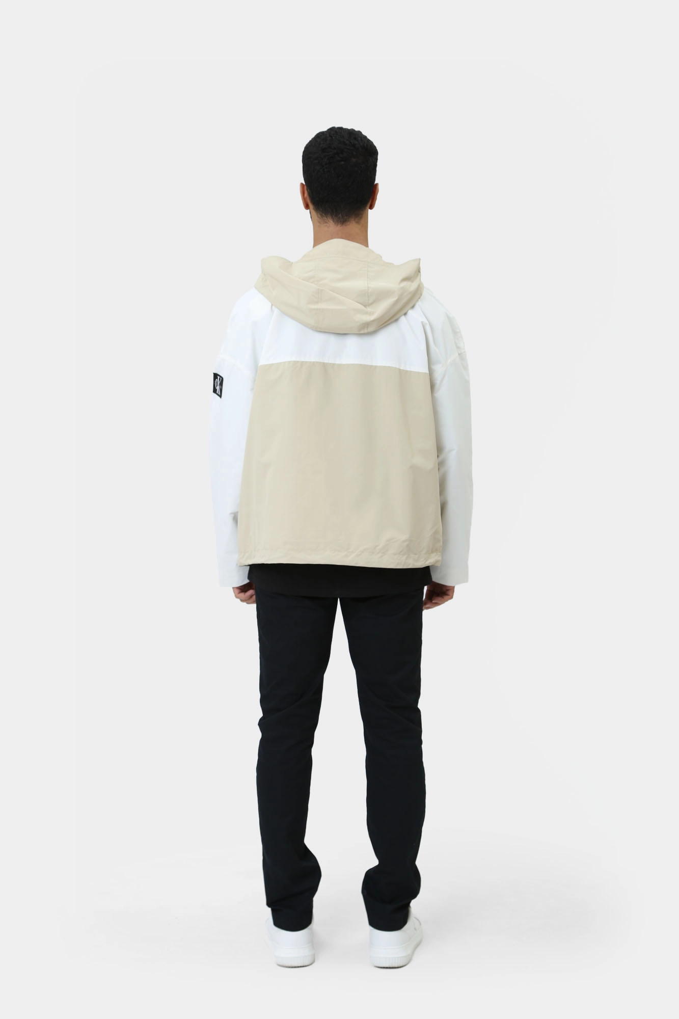 J30J325588 Ветровка Calvin Klein Jeans Бежевый