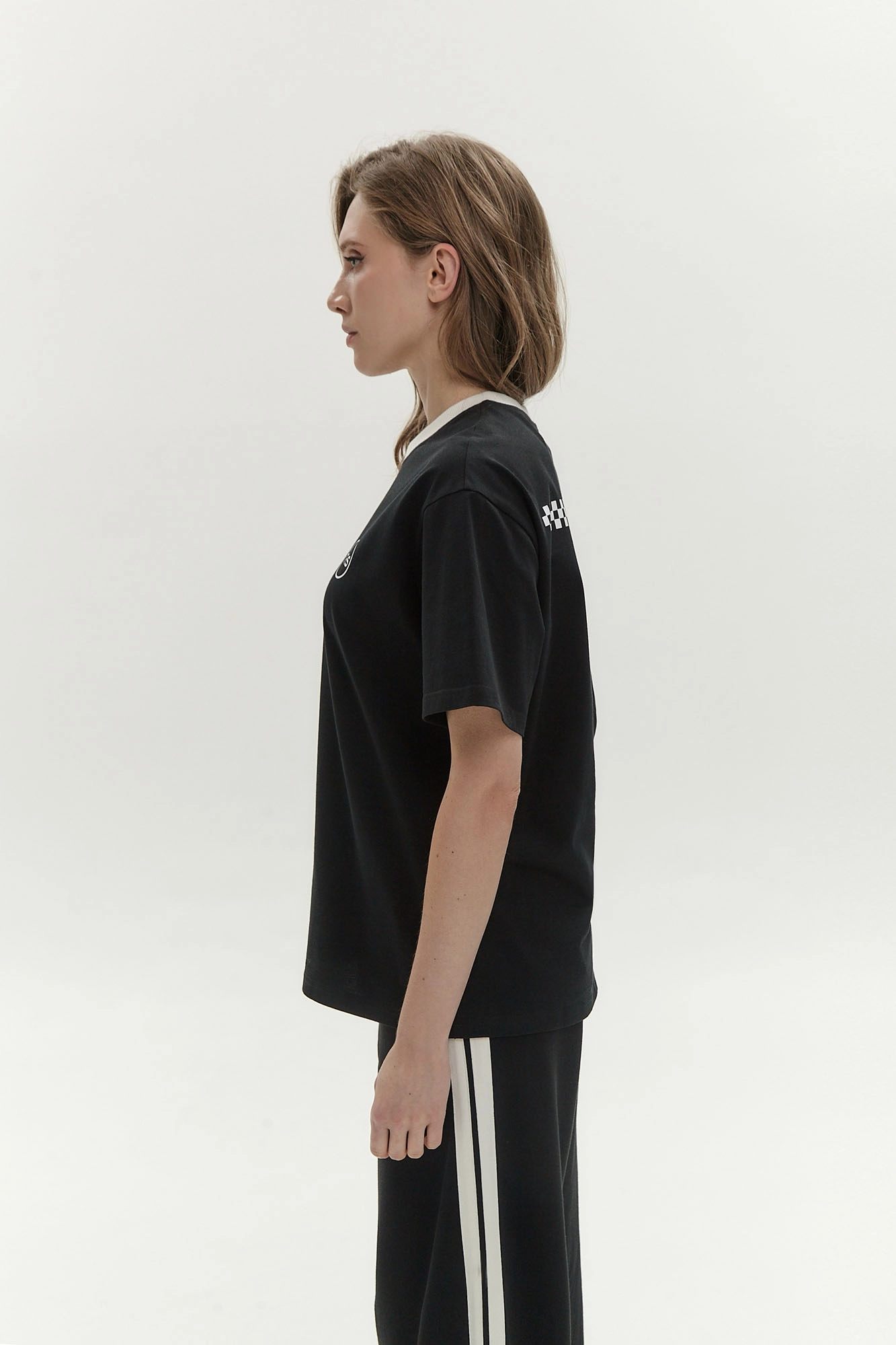 W-242-THT-22-0028 футболка the hills 