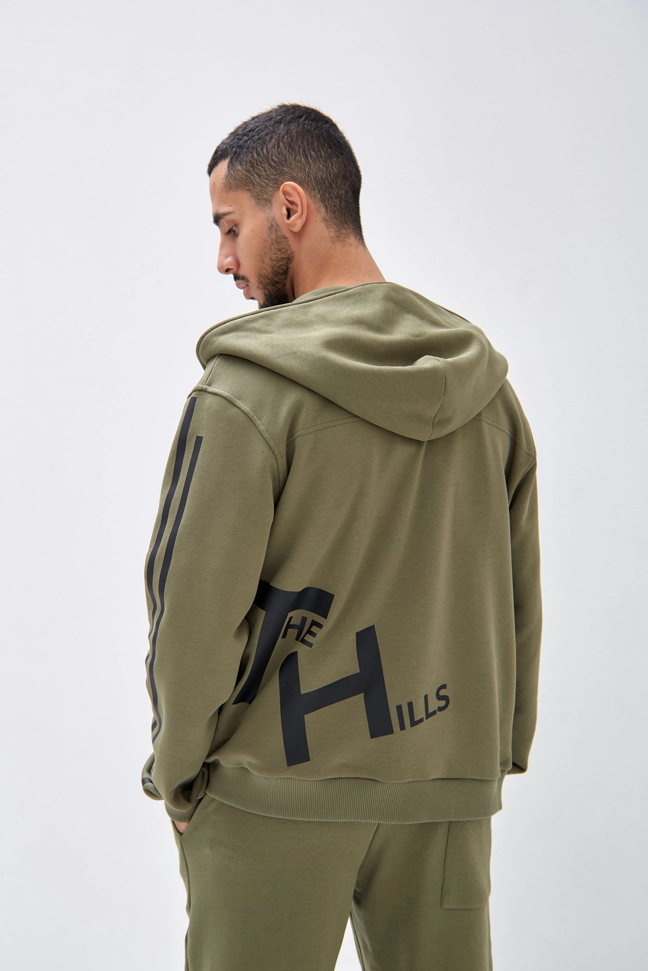 M-241-P-20-0059 Тректоп The Hills Хаки