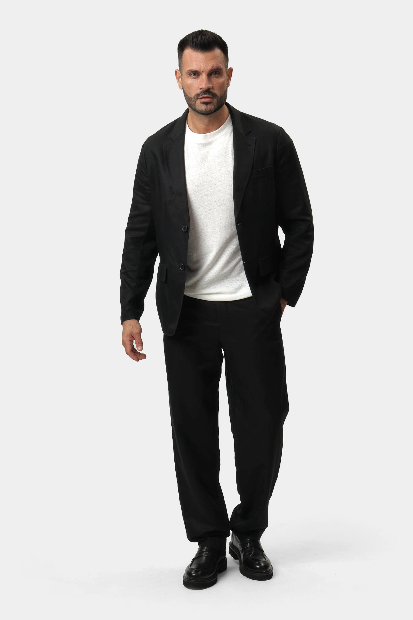 XM000654_AF13180 Пиджак Armani Exchange Черный