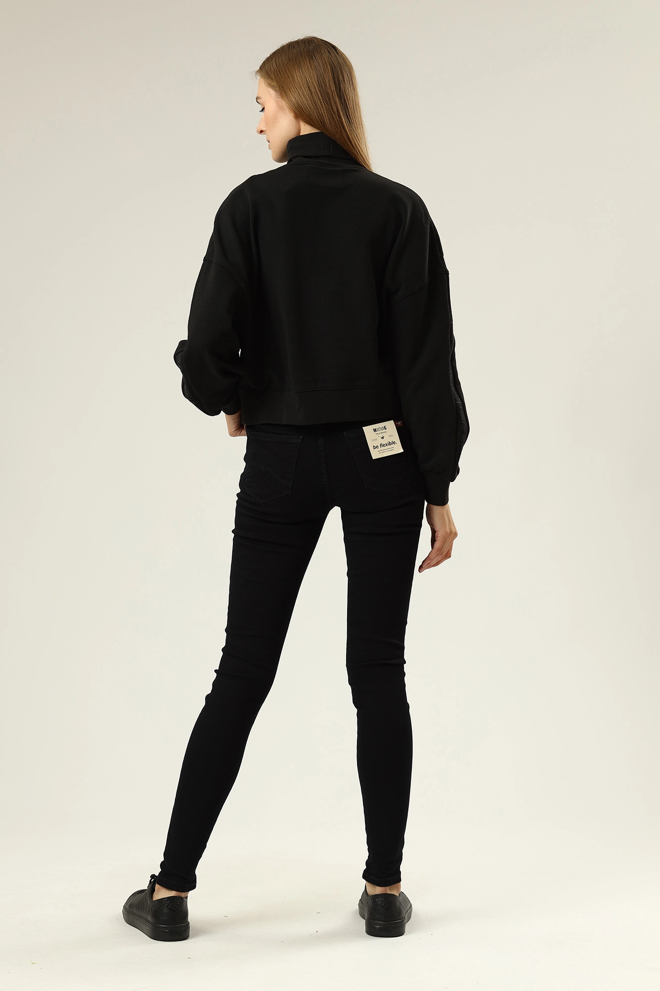 J20J217422 свитшот calvin klein jeans