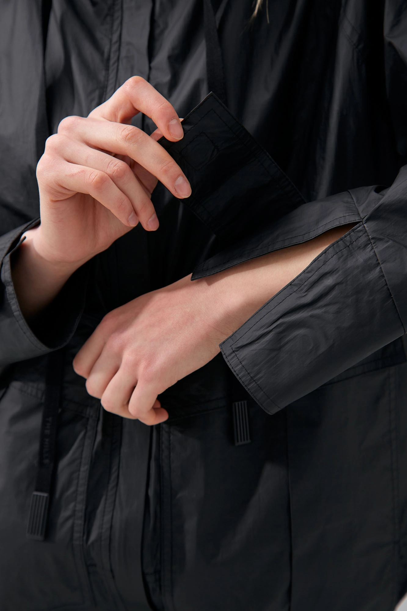 W-232-TH-56-0095 ветровка the hills 