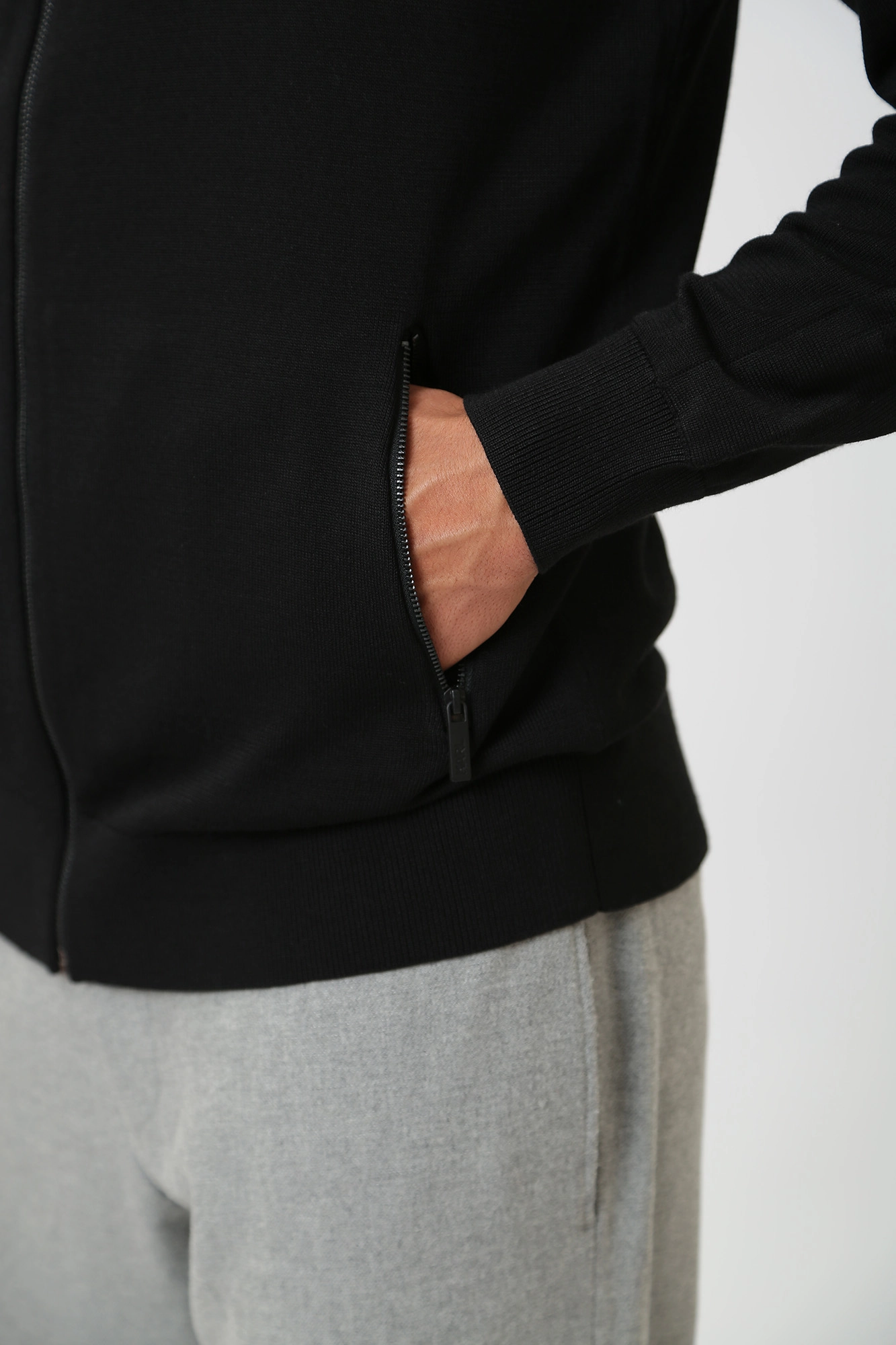 534304_655033 Кардиган Karl Lagerfeld Черный