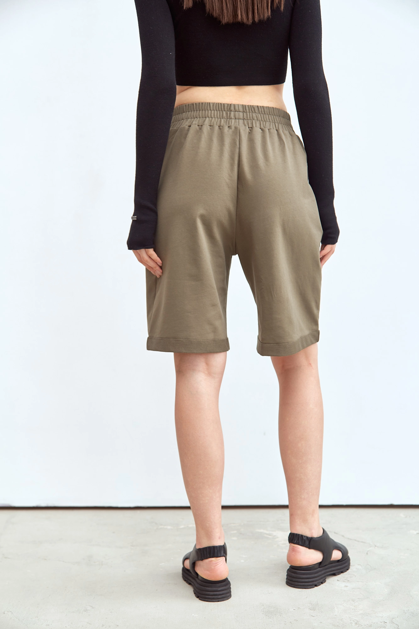 W-231-P-22-0081 шорты спортивные the hills 