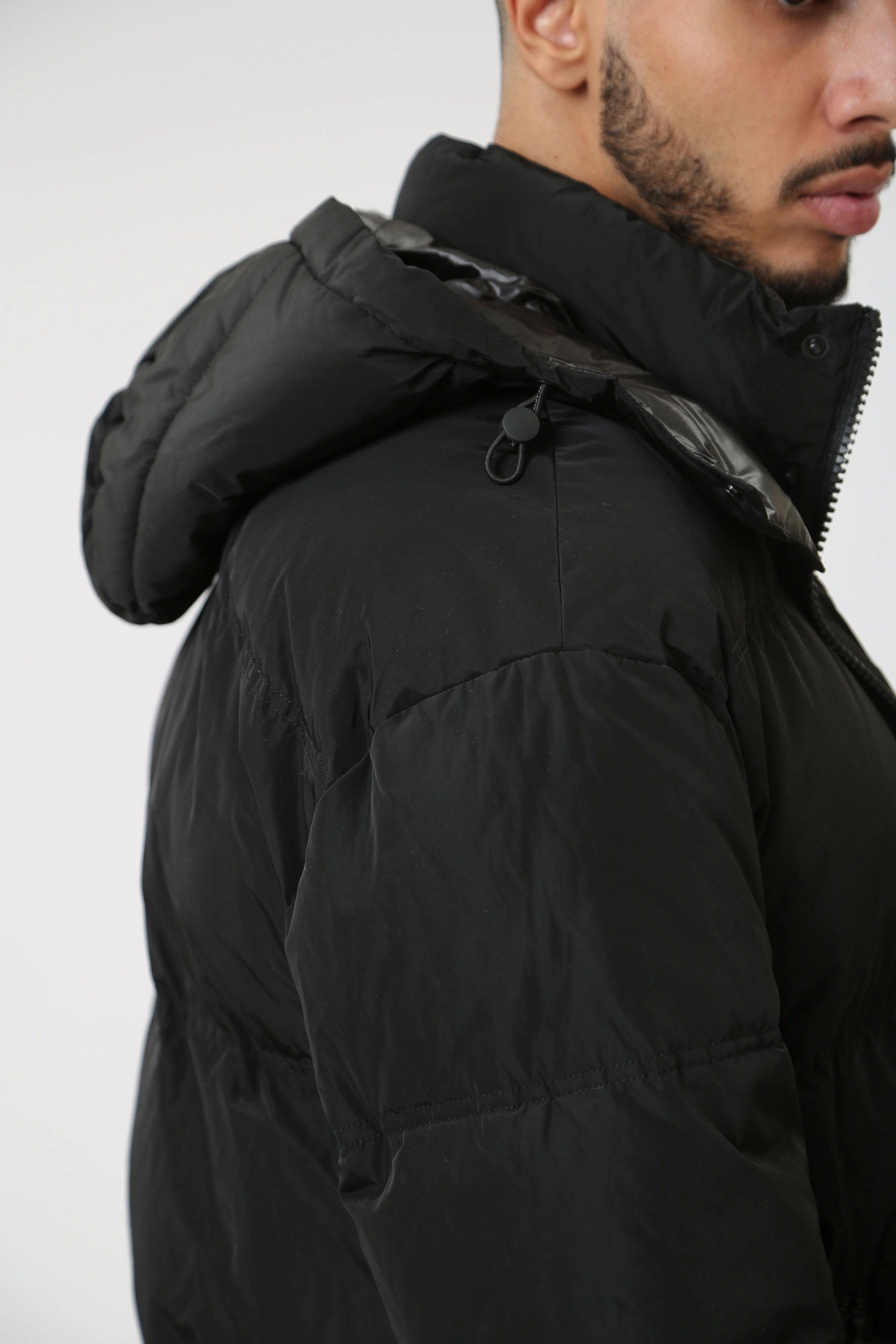 534501_505007 Куртка пуховая Karl Lagerfeld Черный