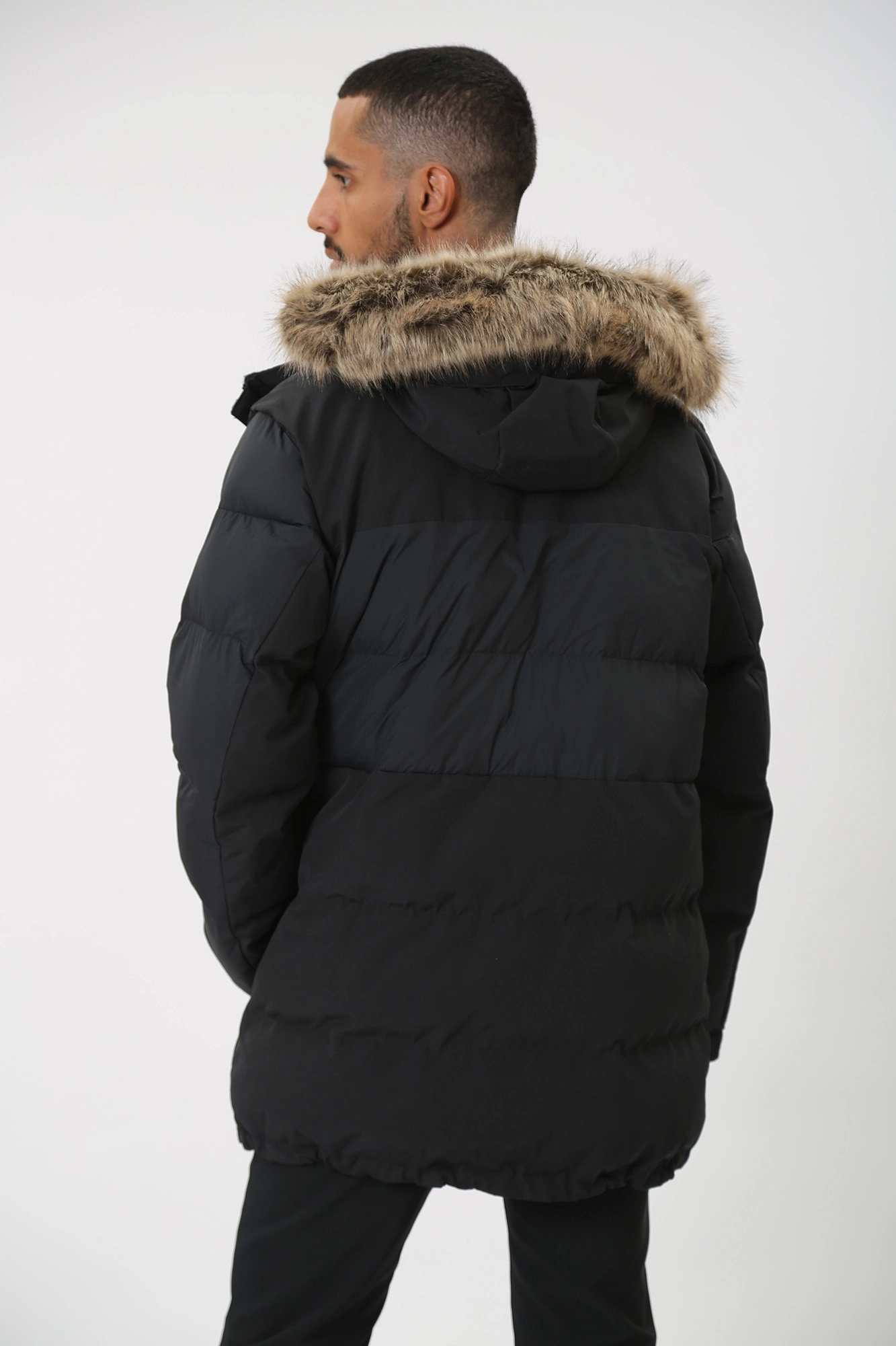 1957491 Куртка Columbia Черный