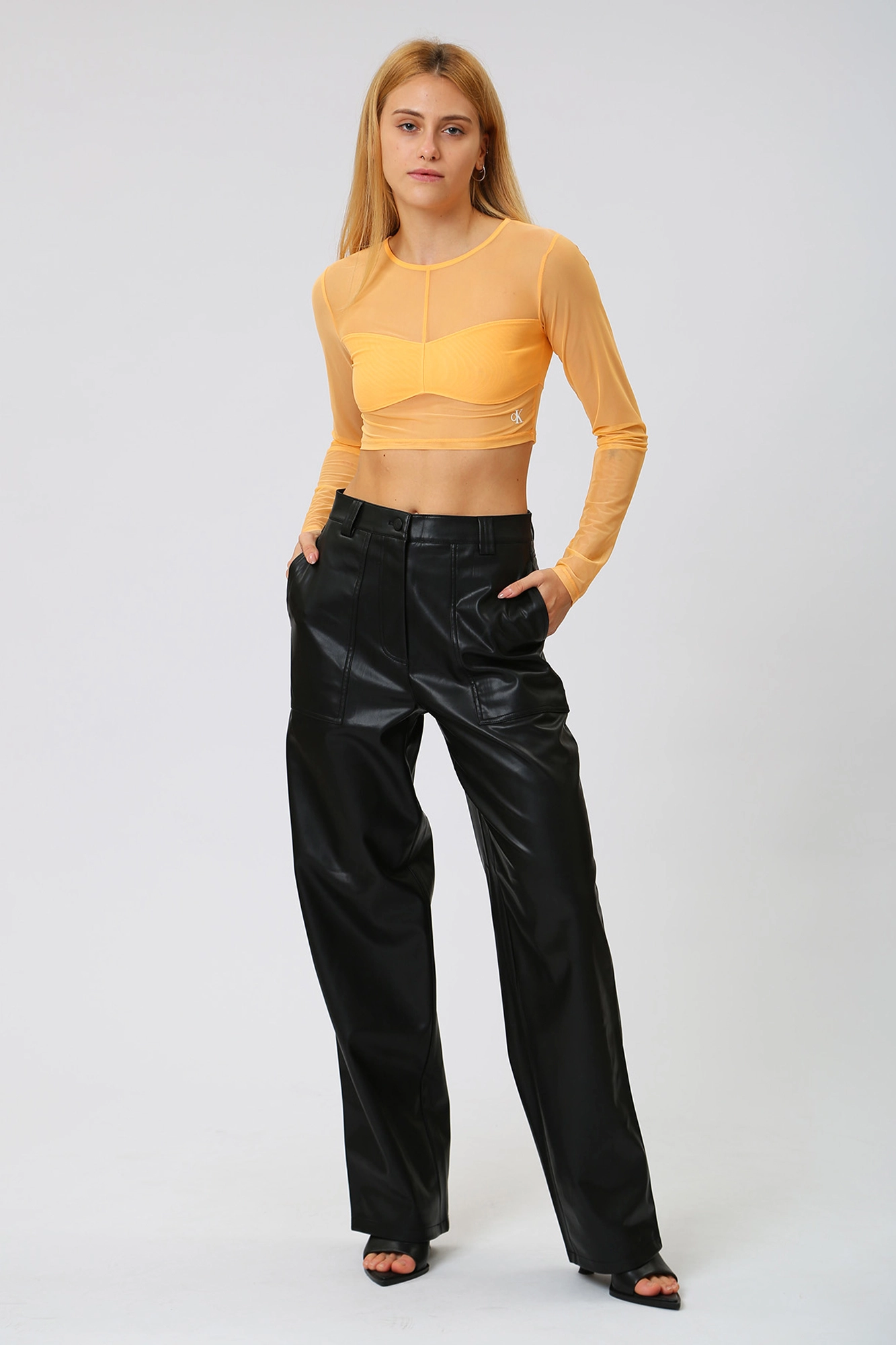 J20J221385 брюки calvin klein jeans