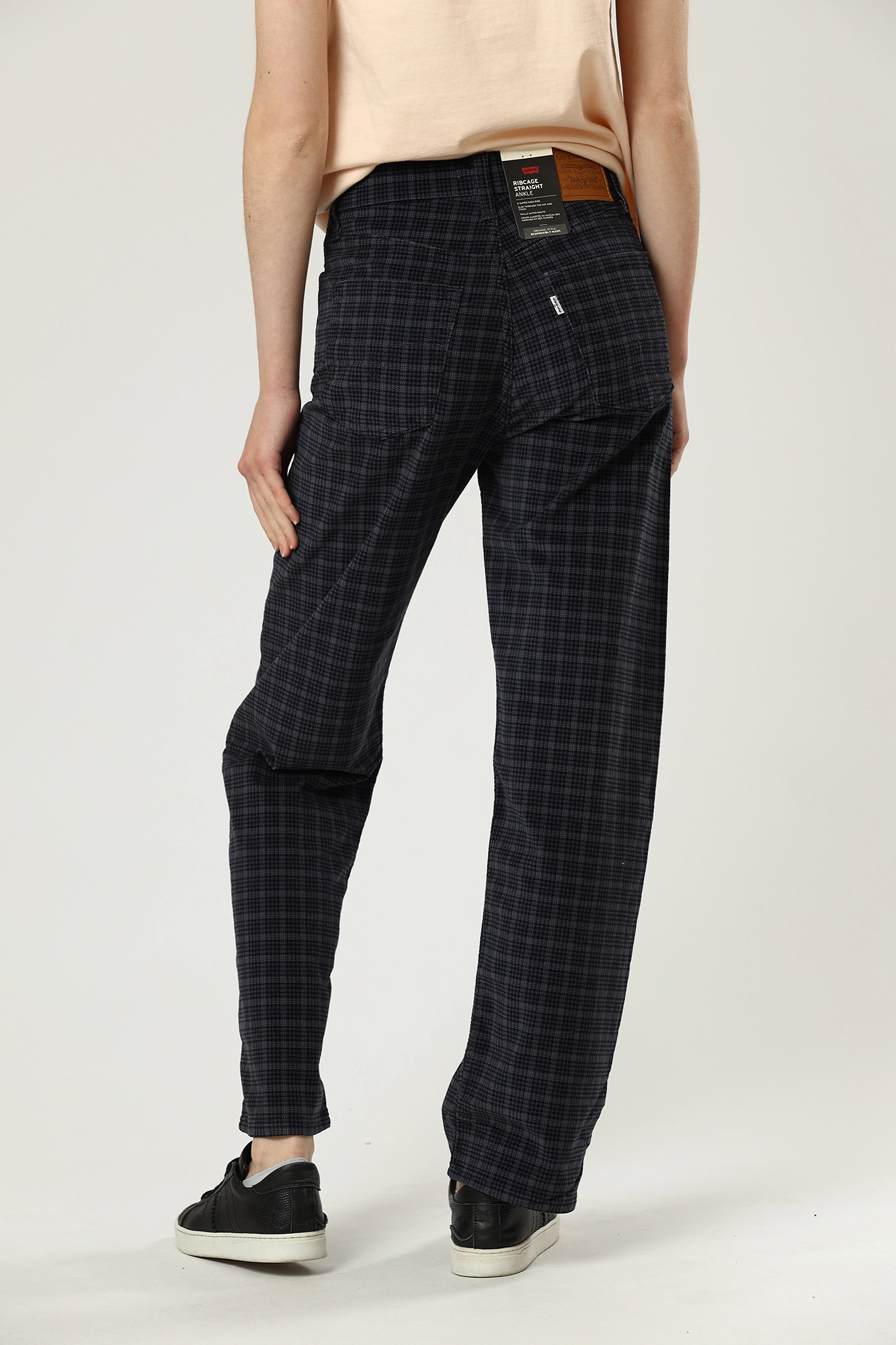 72693 брюки levi`s