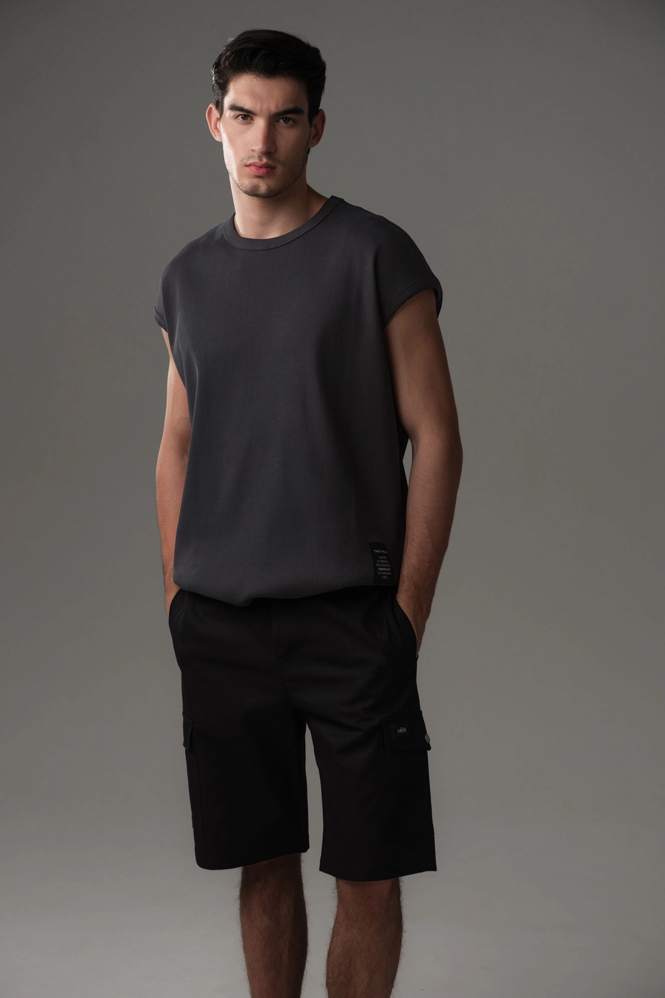 M-251-THT-22-0158 Футболка The Hills Серый