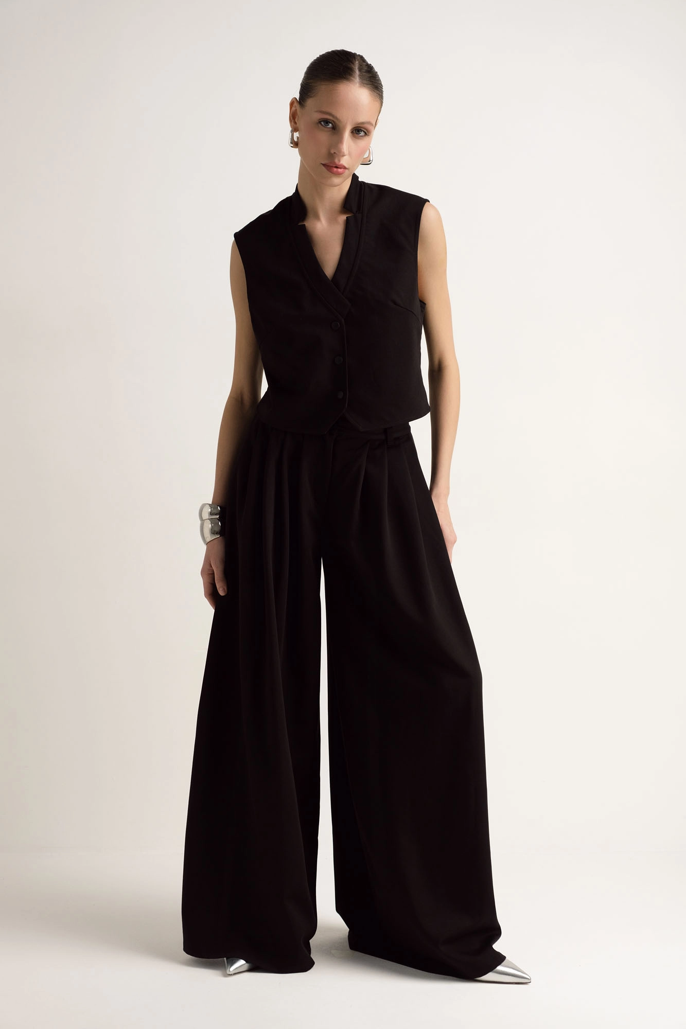 W-242-TH-56-0093 жилет the hills 