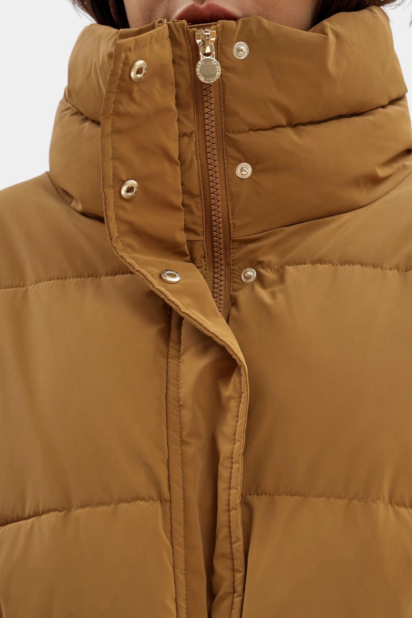 7W000652_AF16078 куртка пуховая ea7 