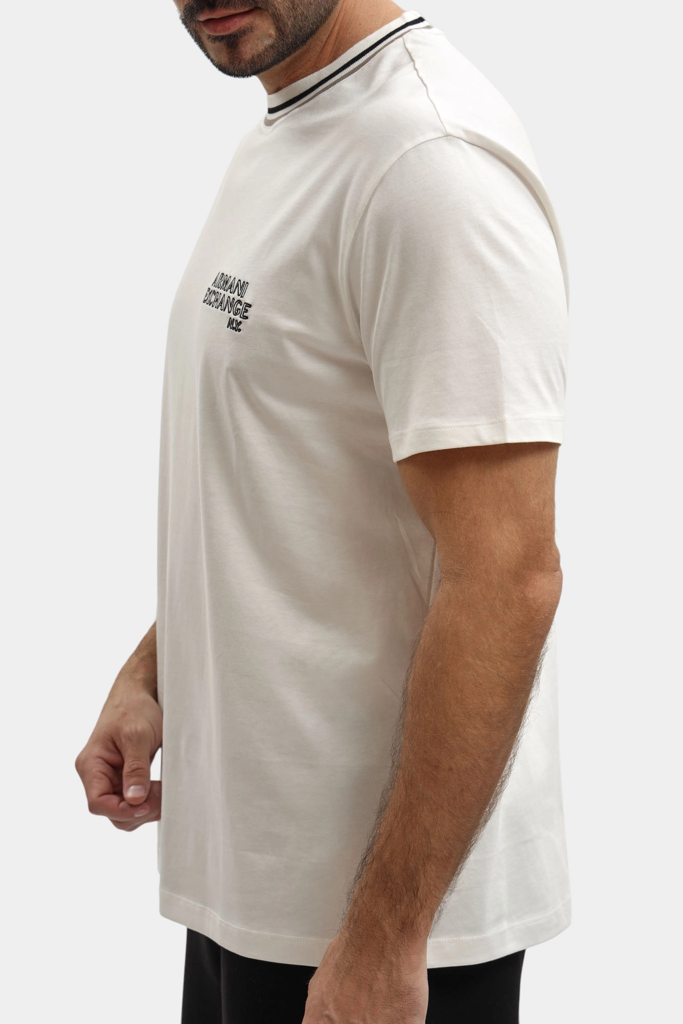 XM001795_AF10361 Футболка Armani Exchange Белый