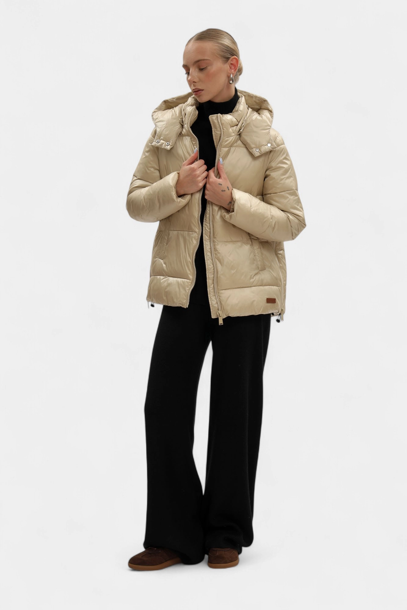F010A000446N-WO804N34-08YN куртка пуховая trussardi 