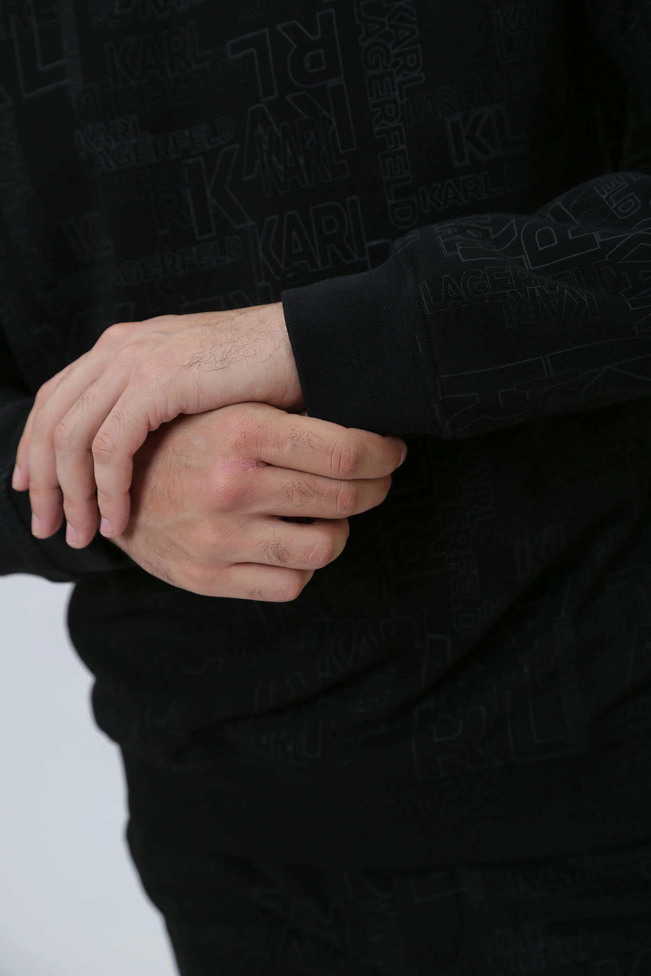 541900_705060 Свитшот Karl Lagerfeld Черный