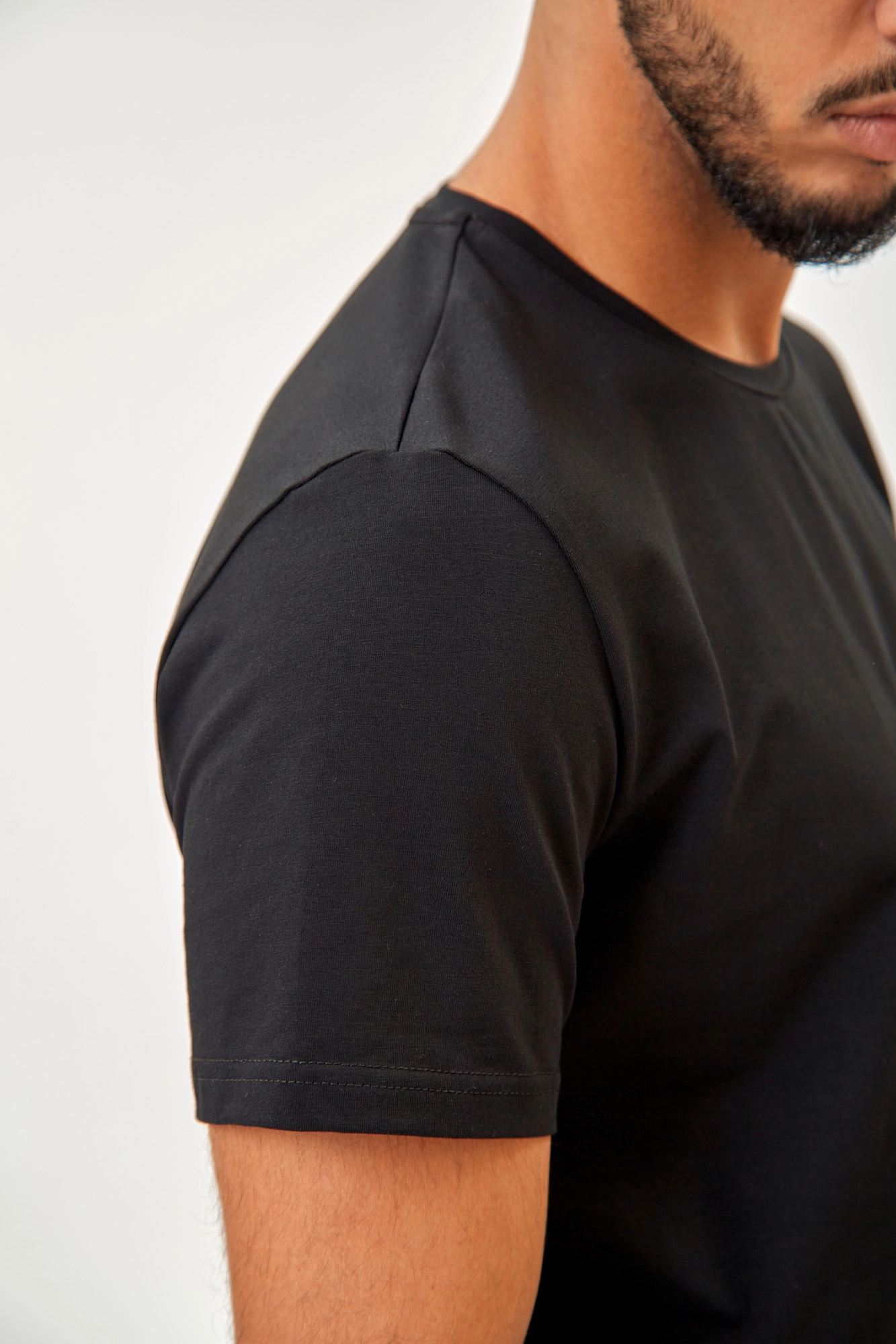 267 Футболка The Hills Черный