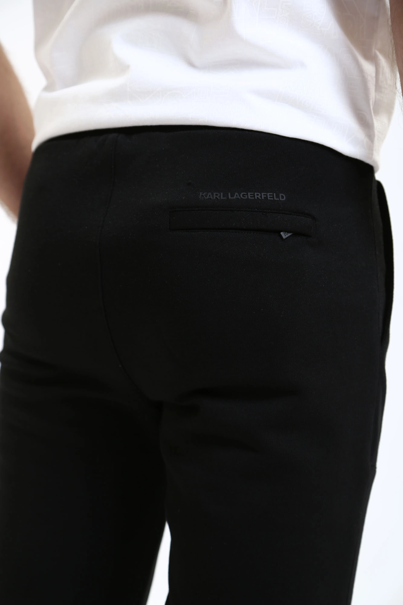 541900_705063 Брюки спортивные Karl Lagerfeld Черный