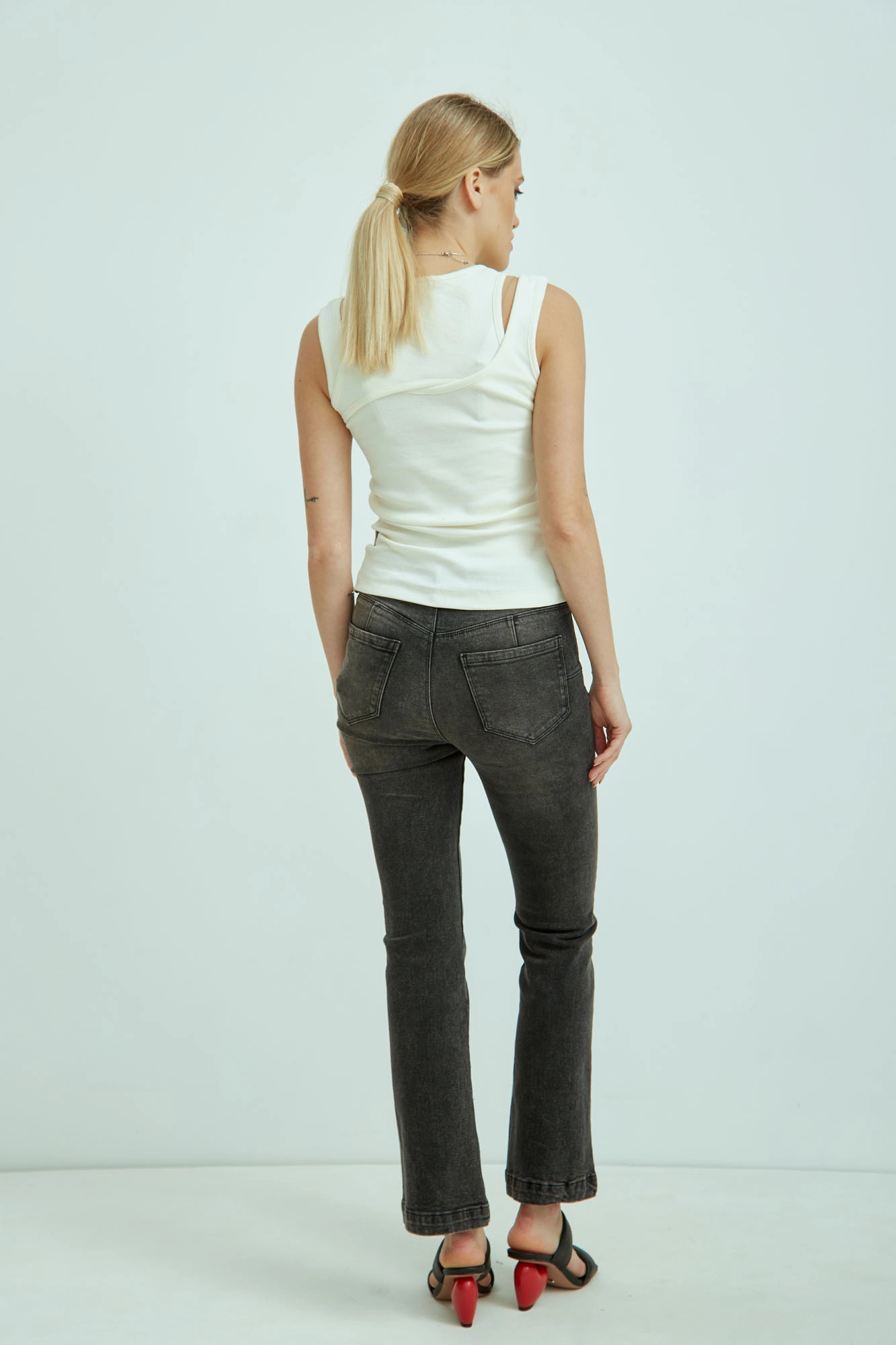 VW-OMA-33-022 джинсы flare  van mich 