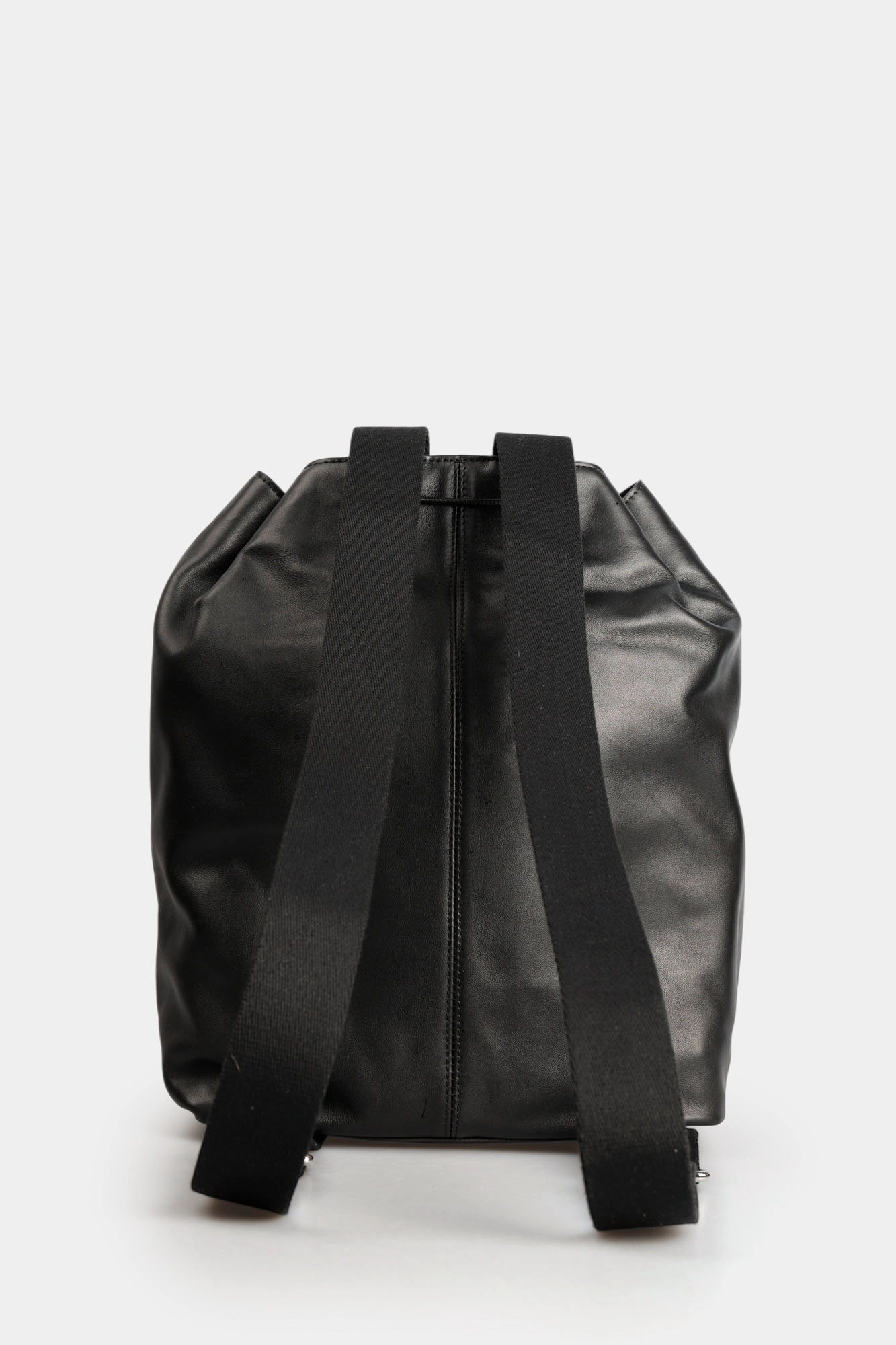 115-824-11-4 Рюкзак Marc Cony Черный