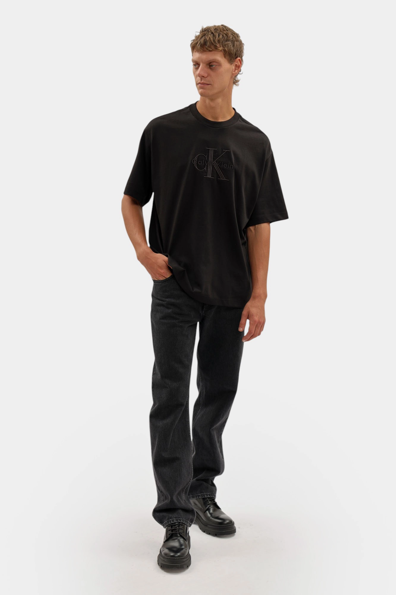 LV04RB295G Футболка Calvin Klein Jeans Черный