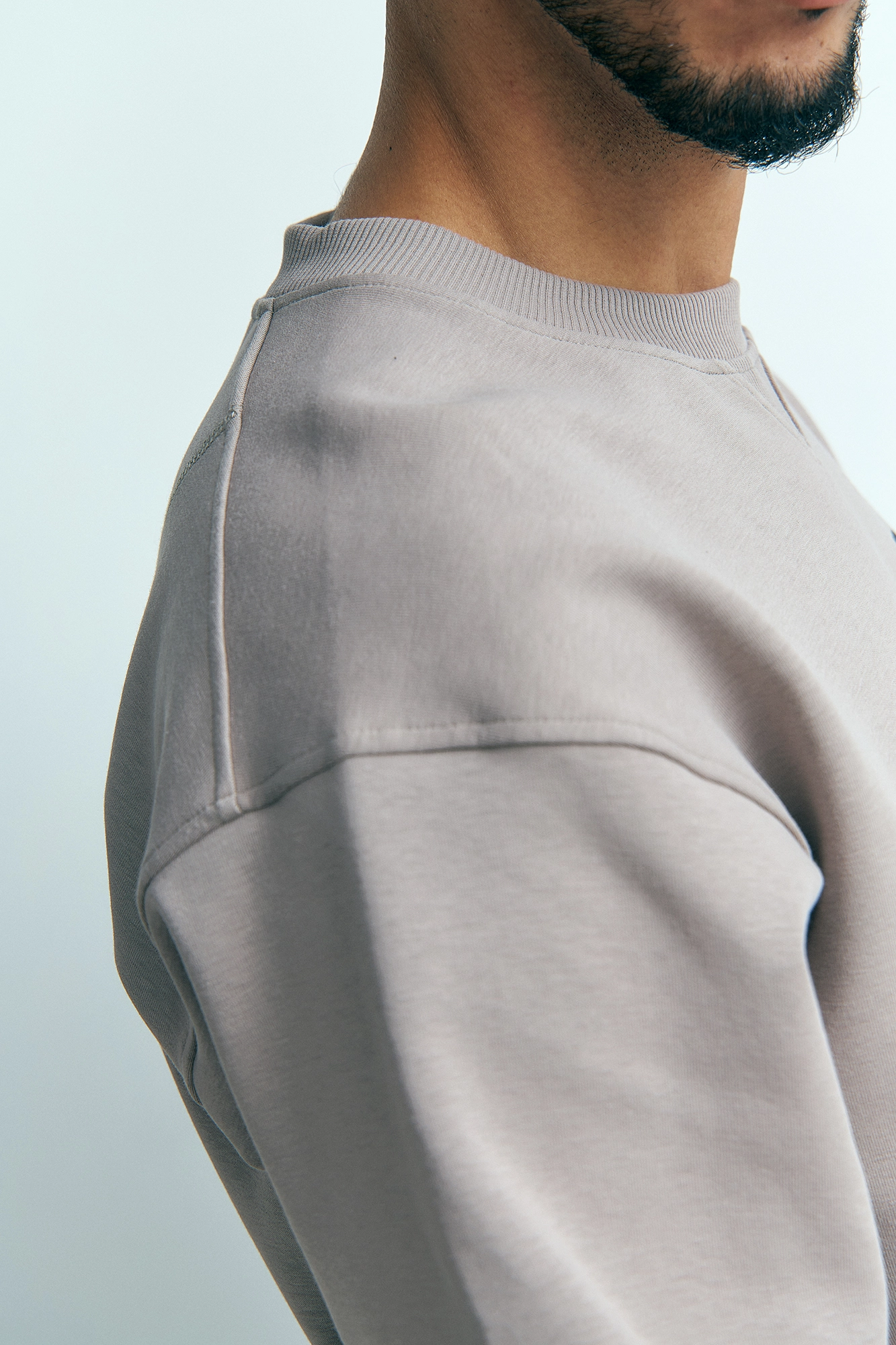 M-232-М-21-0174 Свитшот The Hills Бежевый