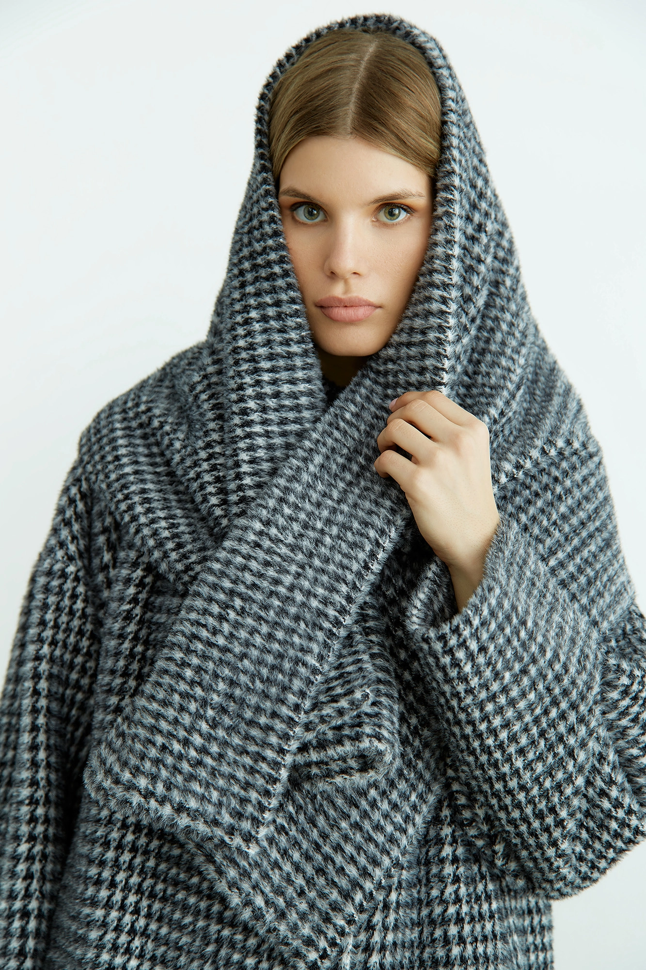 W-232-ZM-1085Ж пальто the hills 